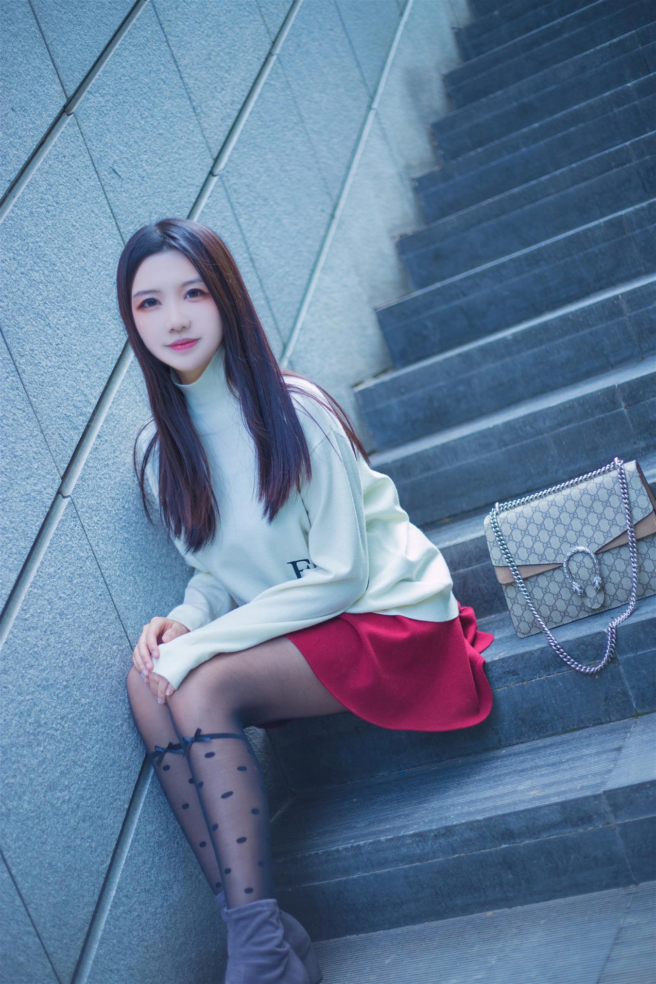 源纱希喵喵喵 清风 银河SOHO日常 [12P-82MB]