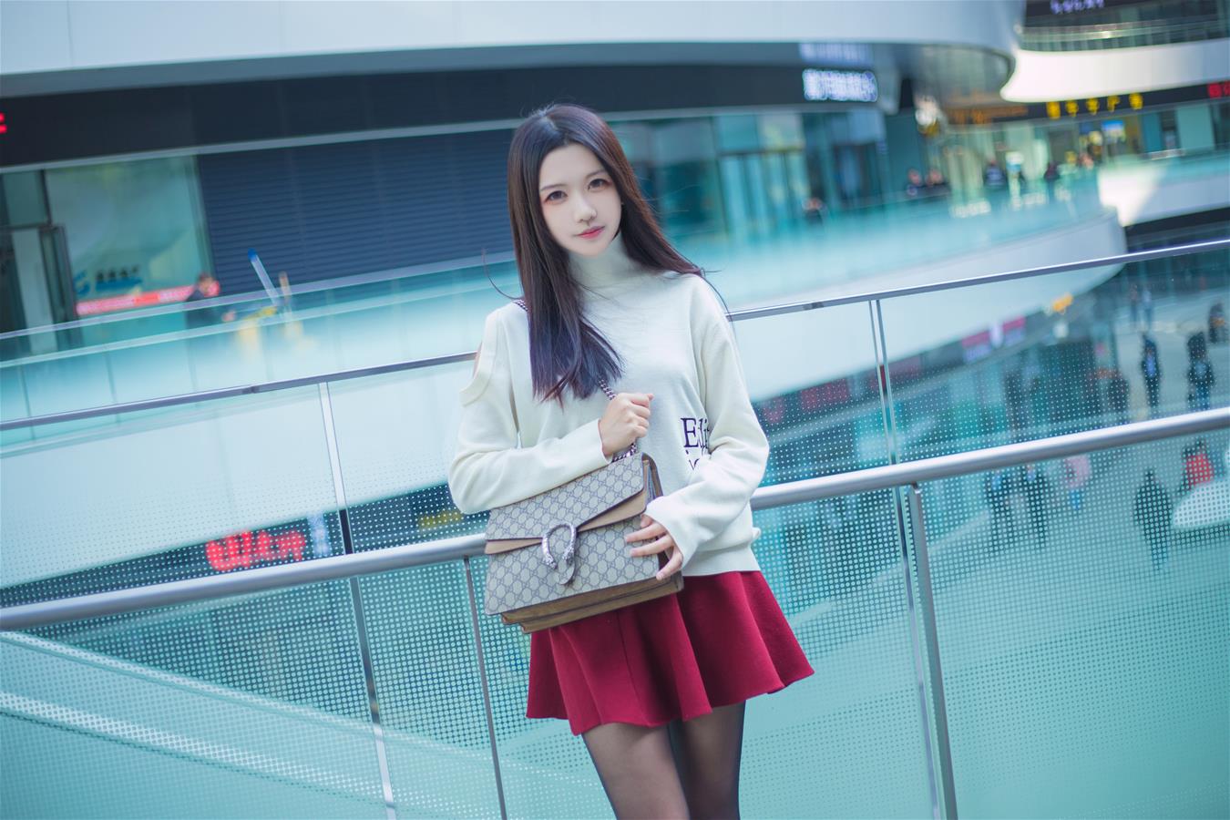 源纱希喵喵喵 清风 银河SOHO日常 [12P-82MB]