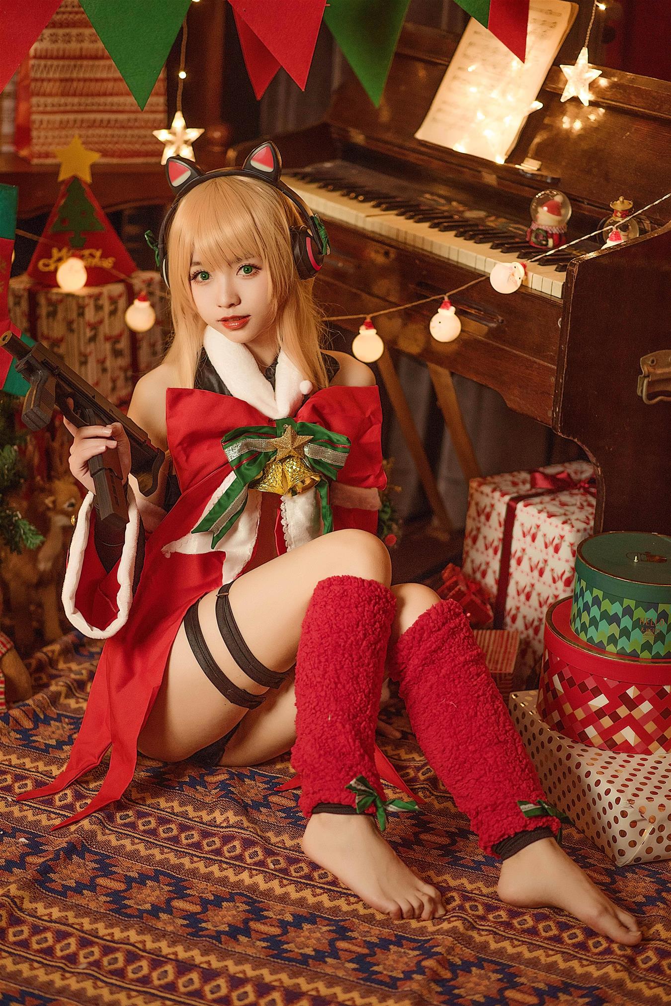 大大卷卷小卷 圣诞 [11P-121MB]