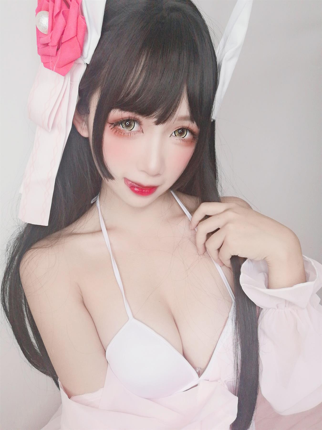 樱落酱w 鲟睡衣 [17P2V-40MB]