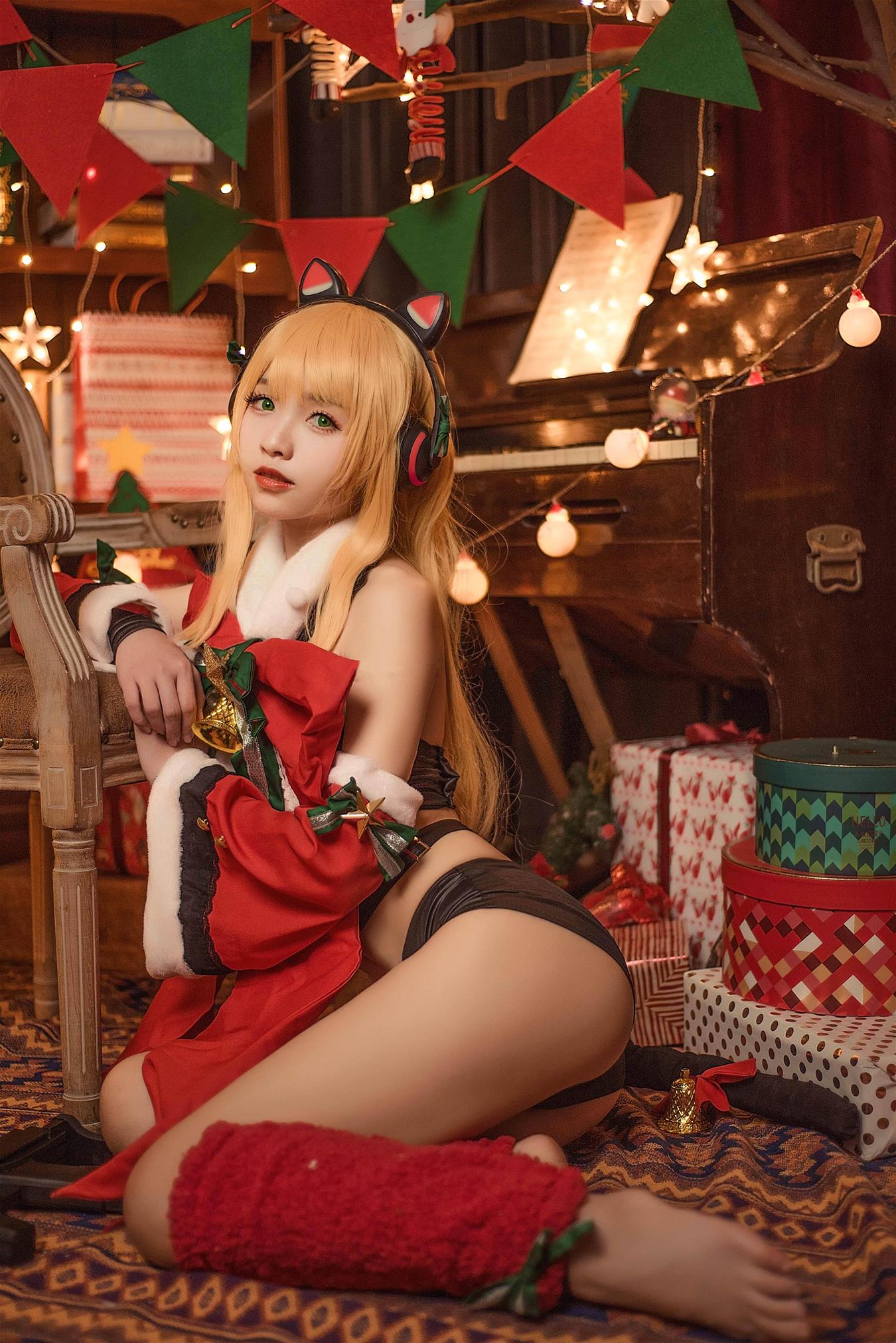 大大卷卷小卷 圣诞 [11P-121MB]