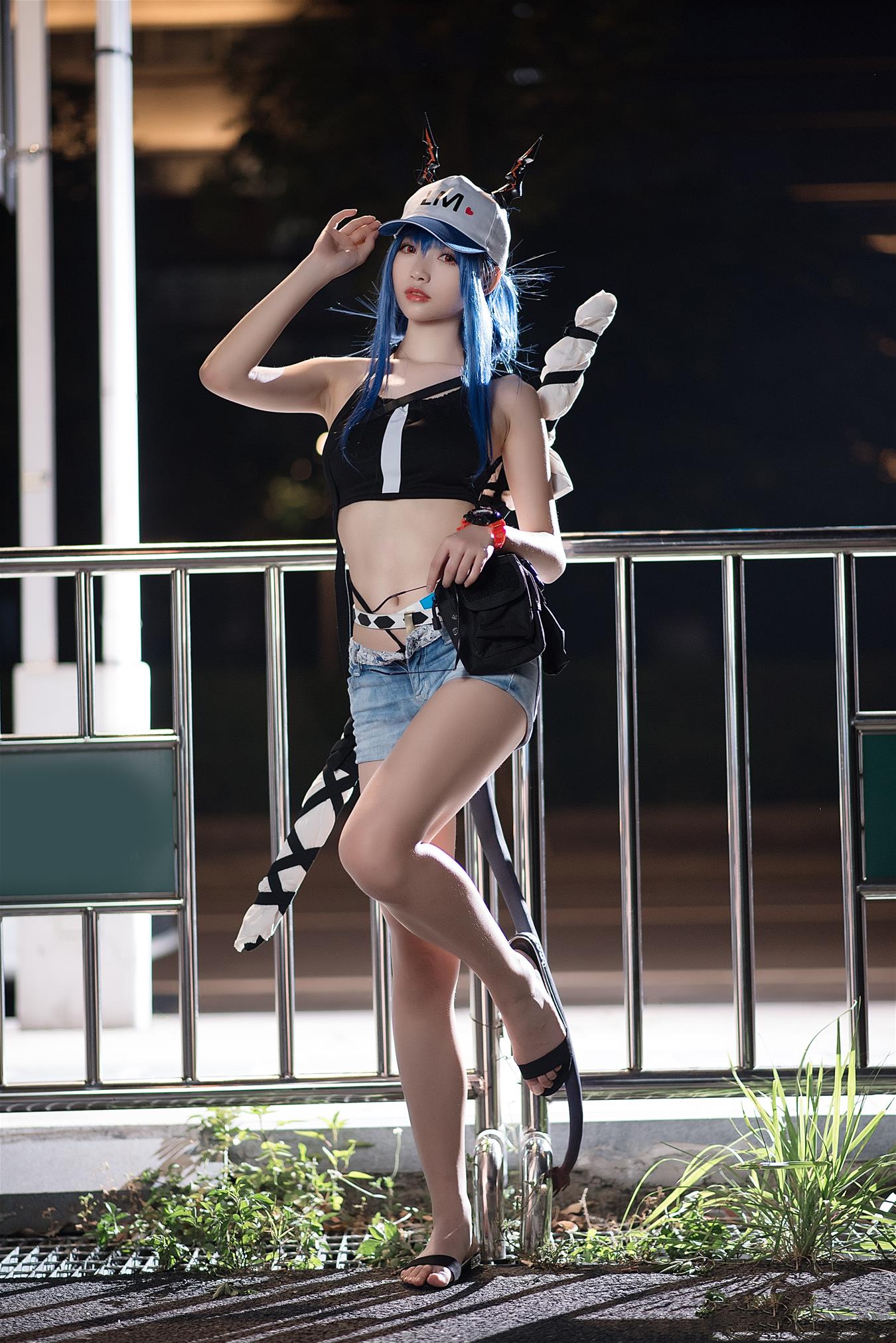 大大卷卷小卷 女游客 陈 [9P-158MB]