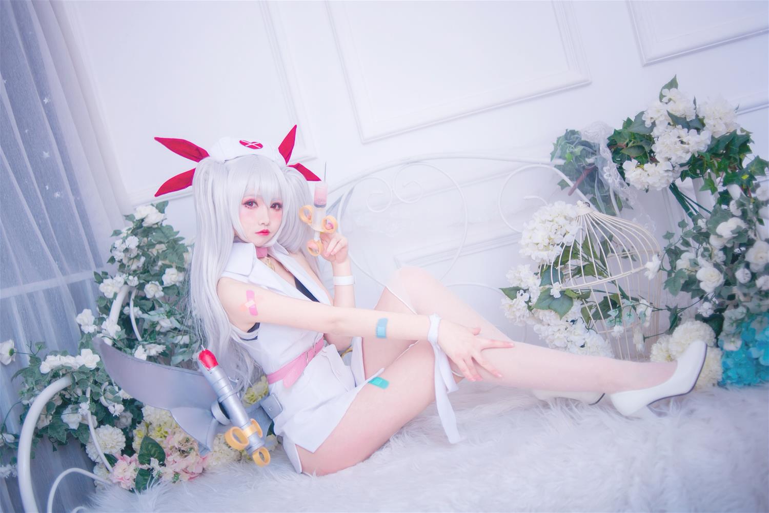 Coser衣衣 吸血鬼 护士服 [10P-35MB]