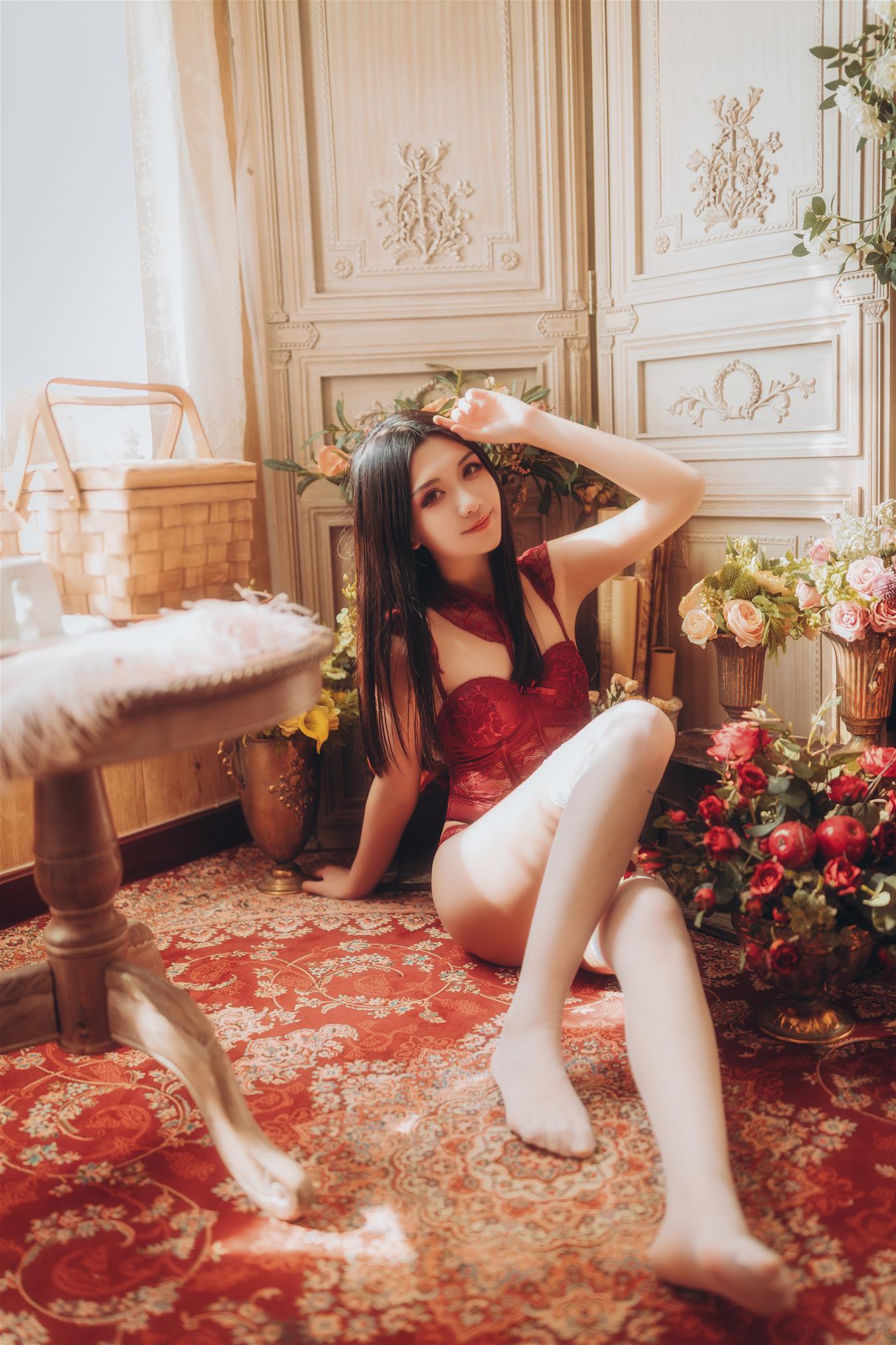 源纱希喵喵喵 红色内衣 晨风 [12P-208MB]