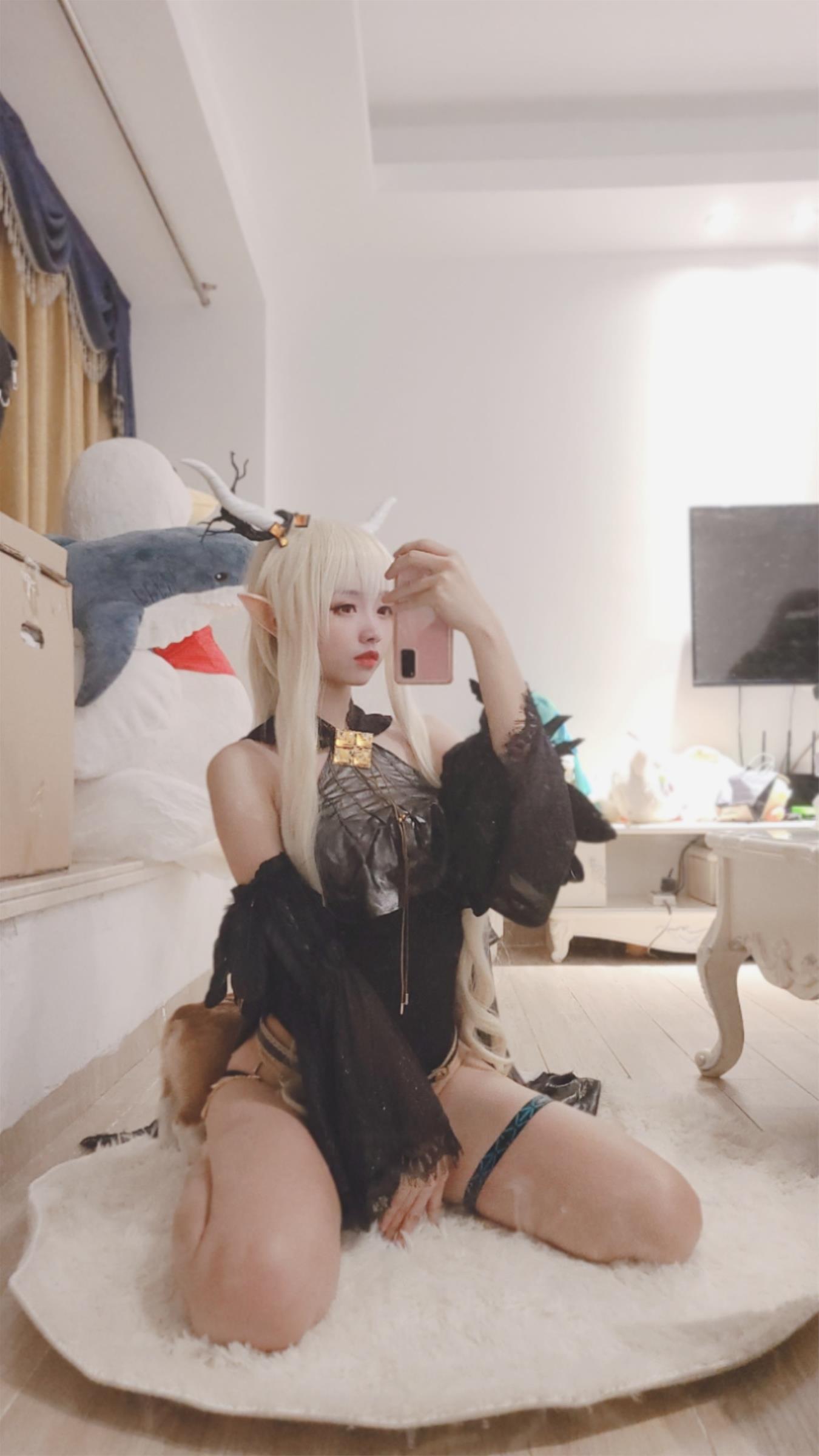 大大卷卷小卷 自拍 [7P-4MB]