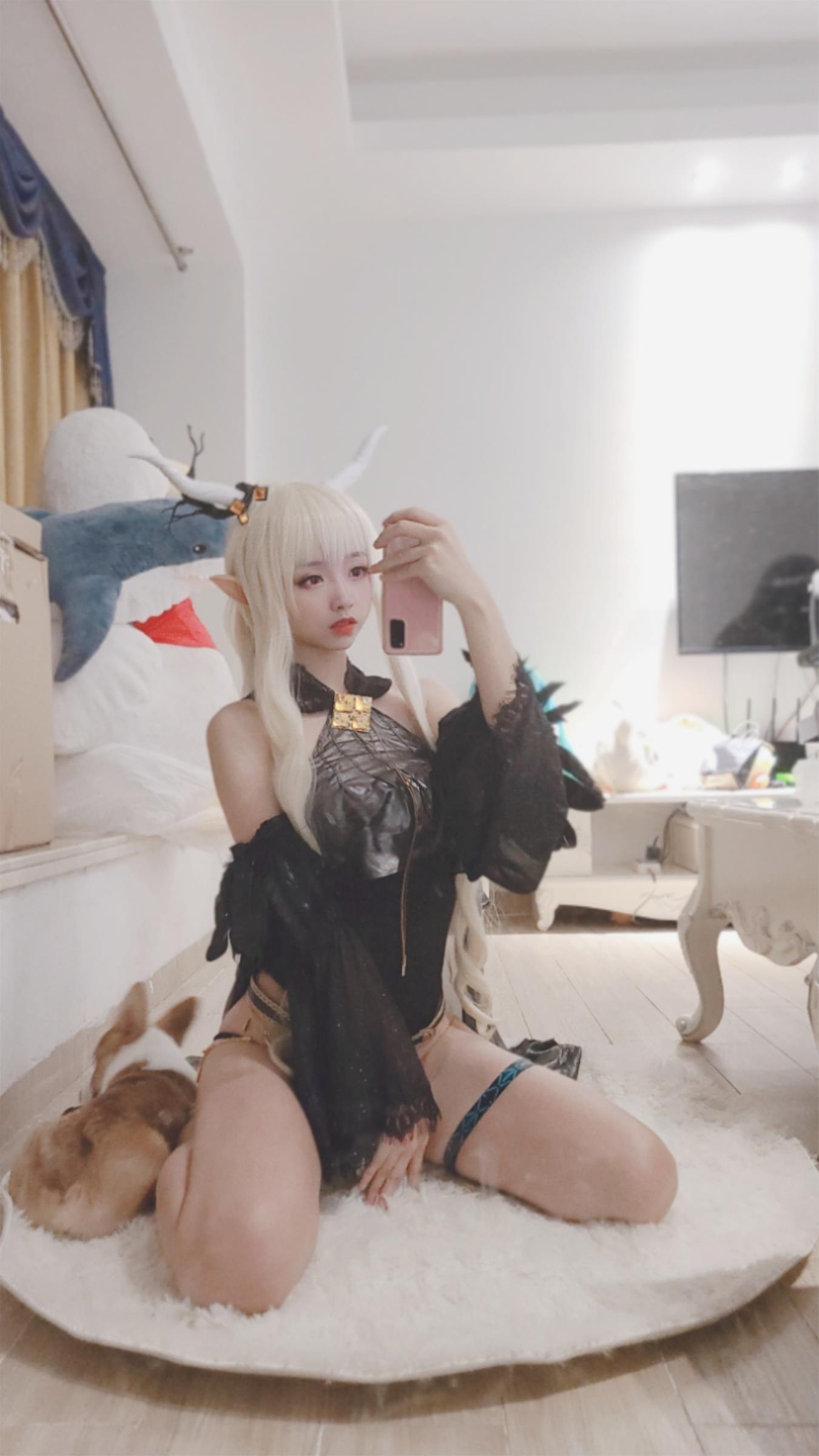 大大卷卷小卷 自拍 [7P-4MB]