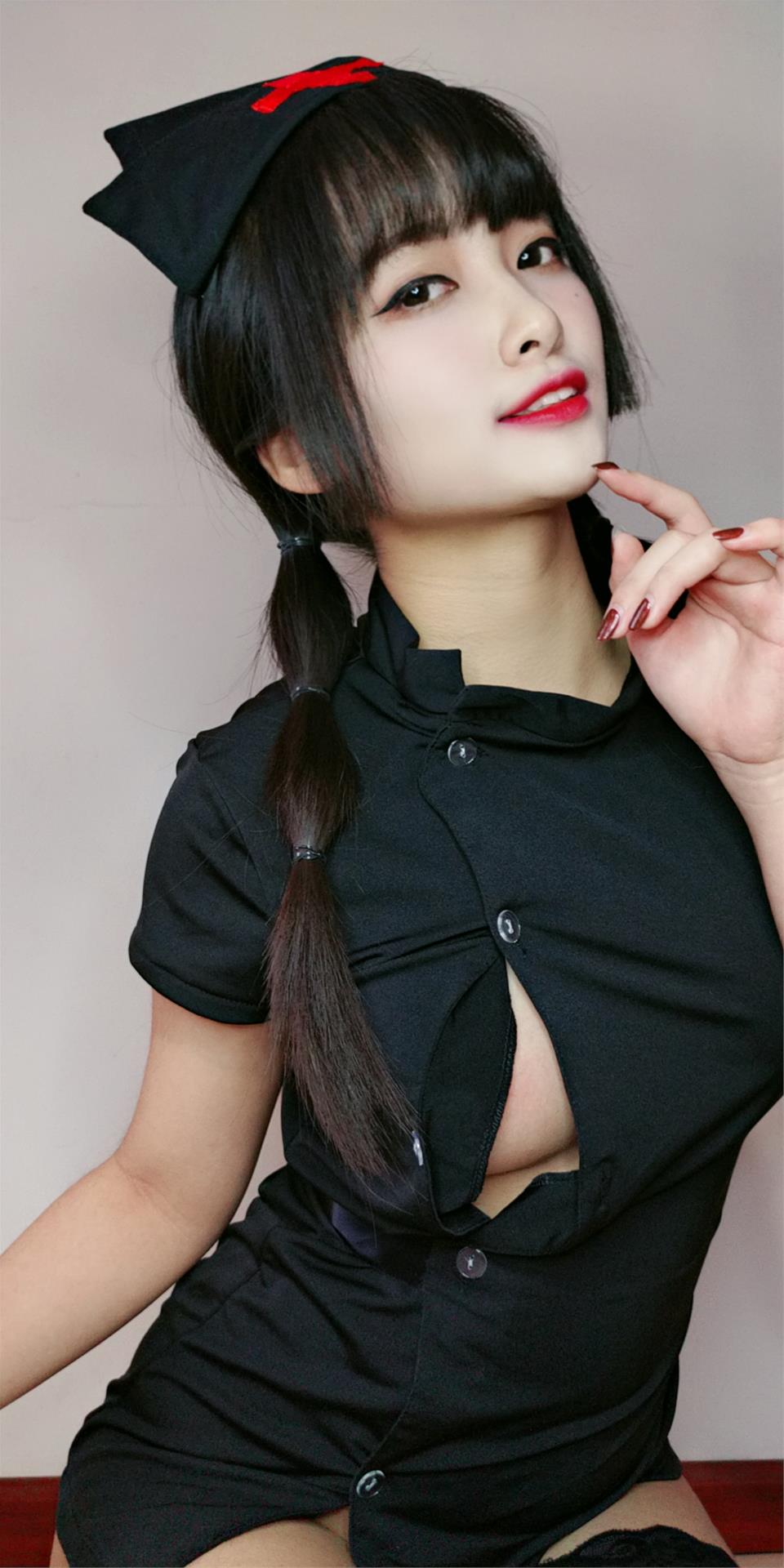 洛璃 LoLiSAMA 情人节小护士 [90P8V-187MB]