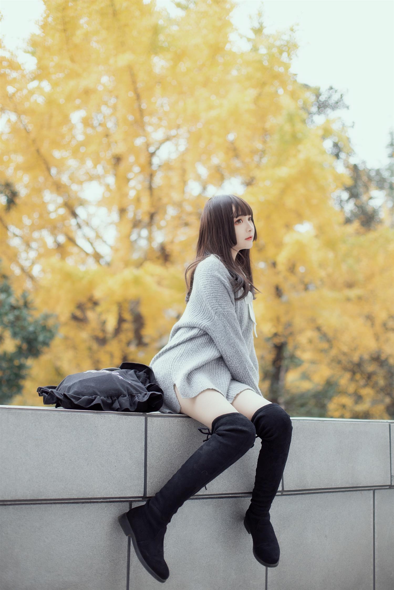 古川 银杏树下 [21P-83MB]