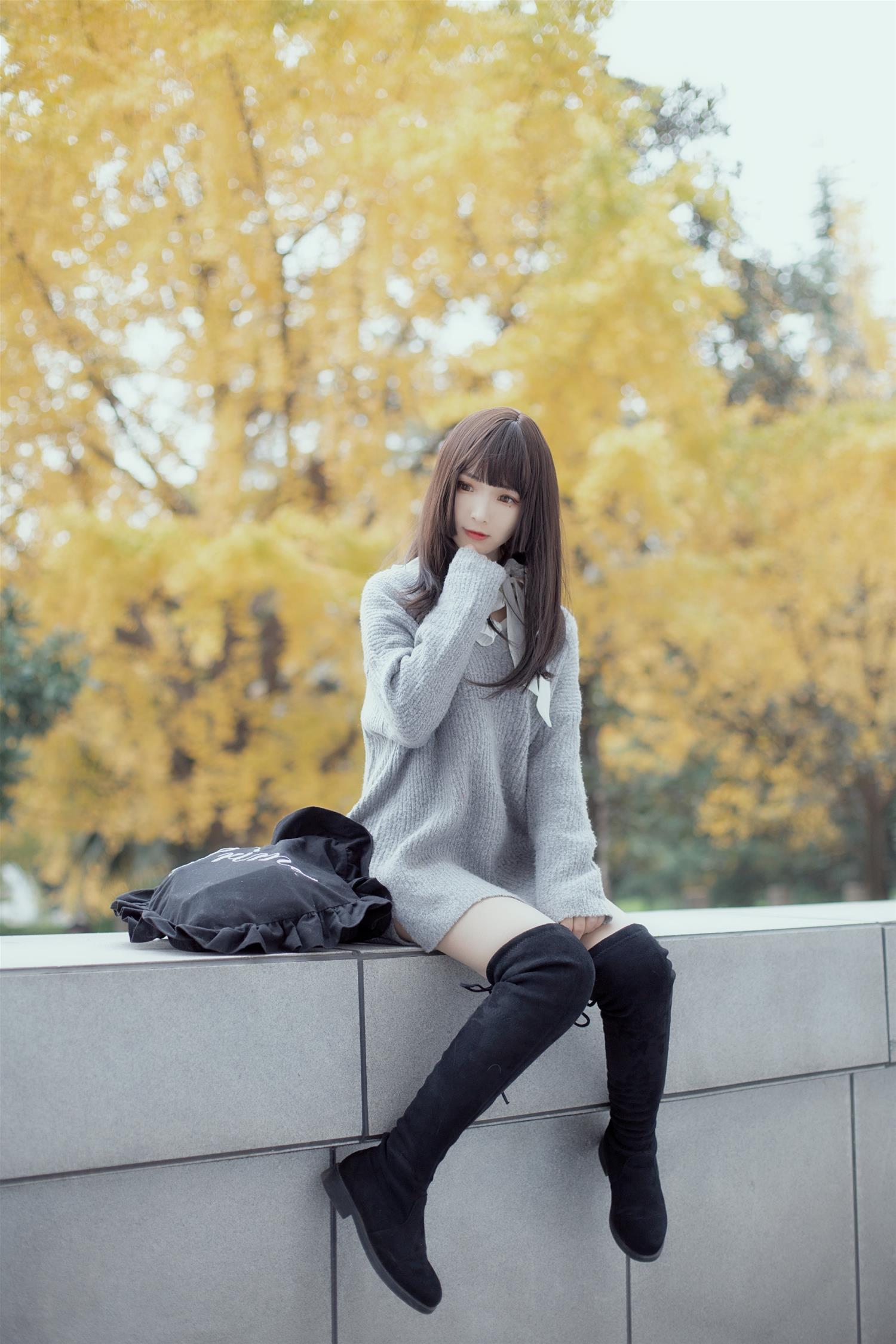 古川 银杏树下 [21P-83MB]