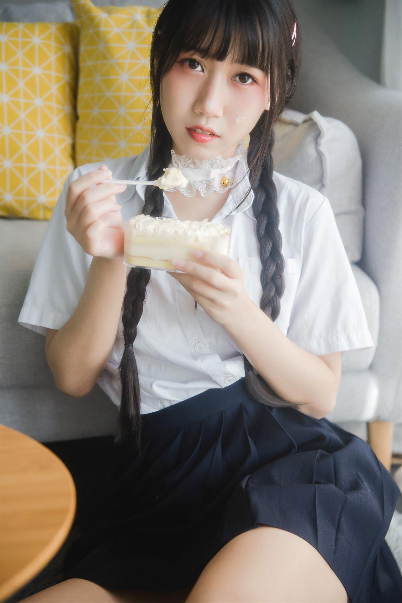 不呆猫 奶油少女 [80P4V-105MB]