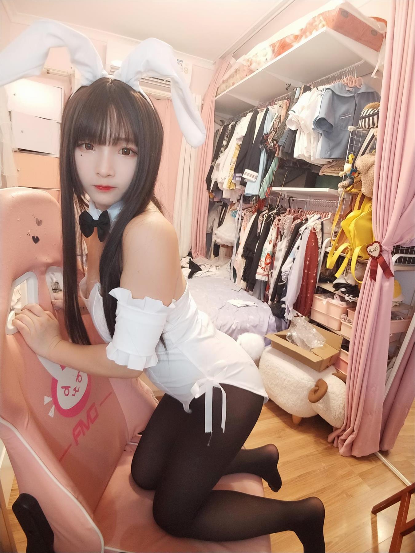 古川 黑丝白兔女郎 [24P-95MB]