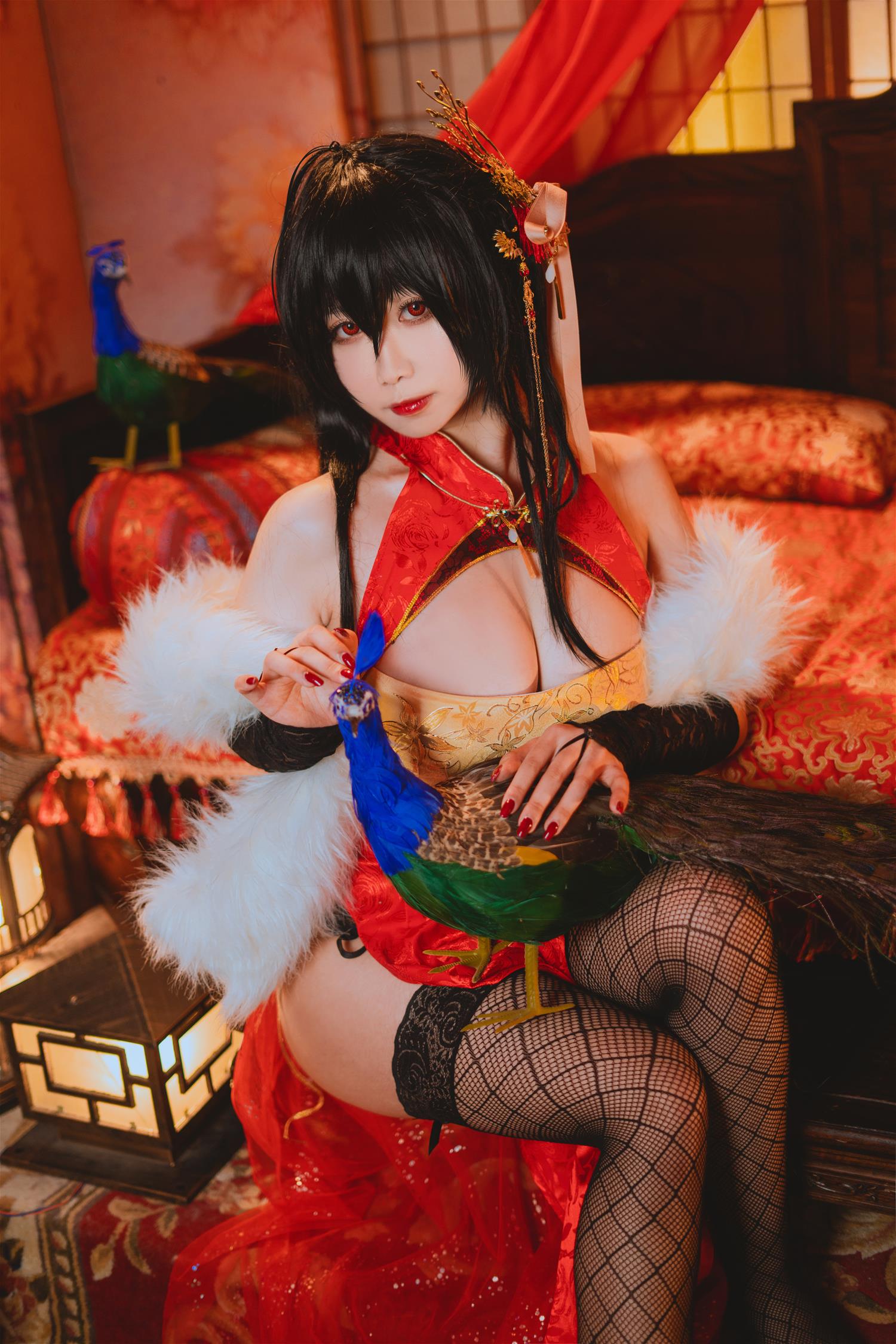 贞子蜜桃 大凤旗袍 [10P-232MB]