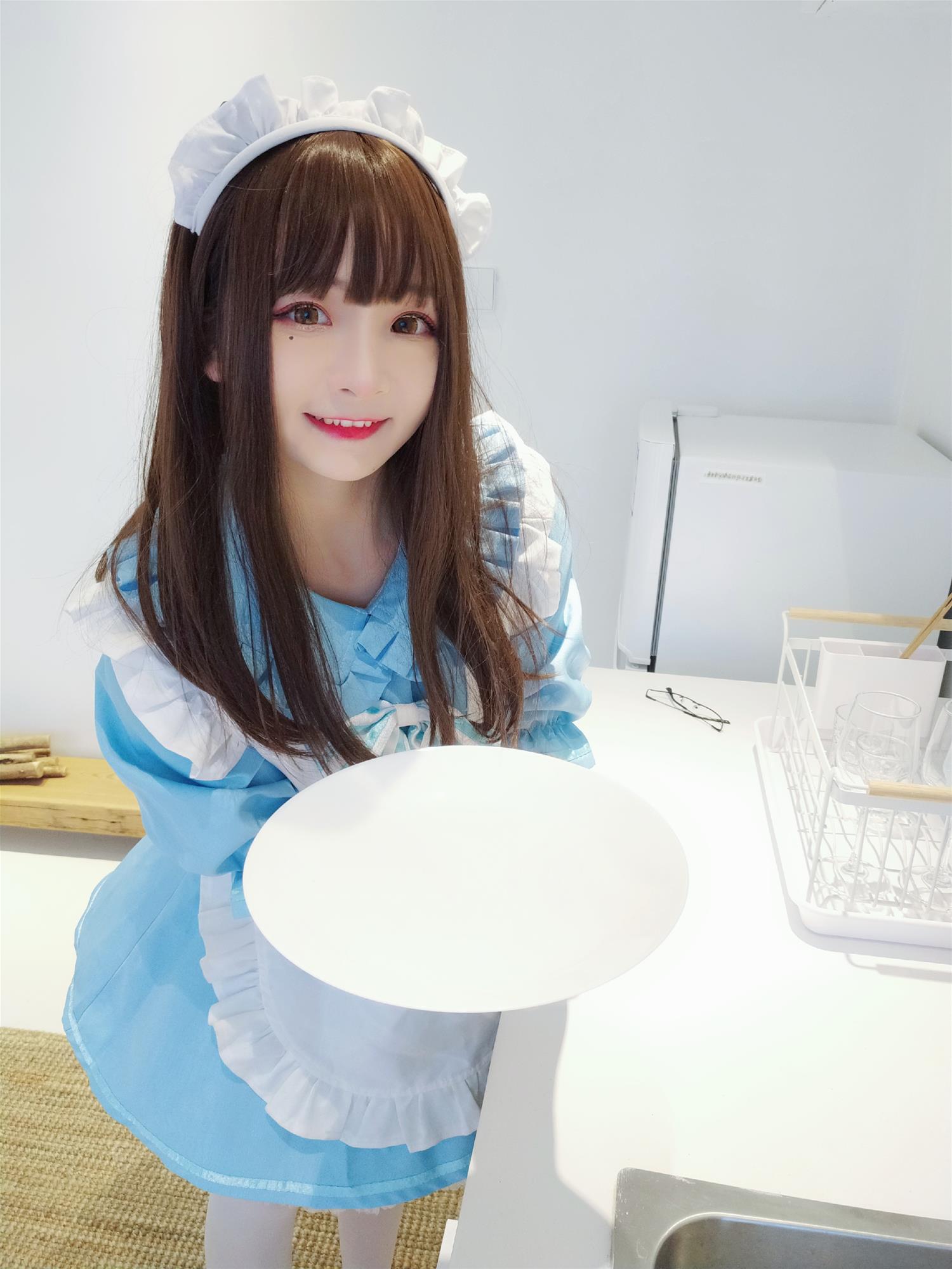 古川 蓝白女仆 [19P-64MB]