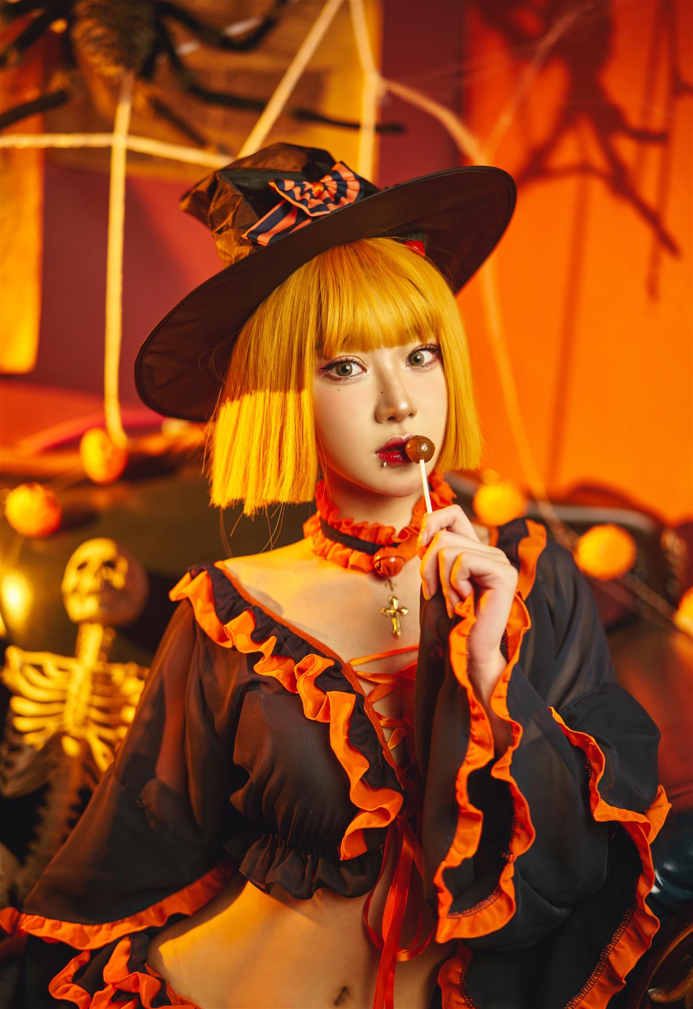 阿包也是兔娘 万圣节 [8P-172MB]