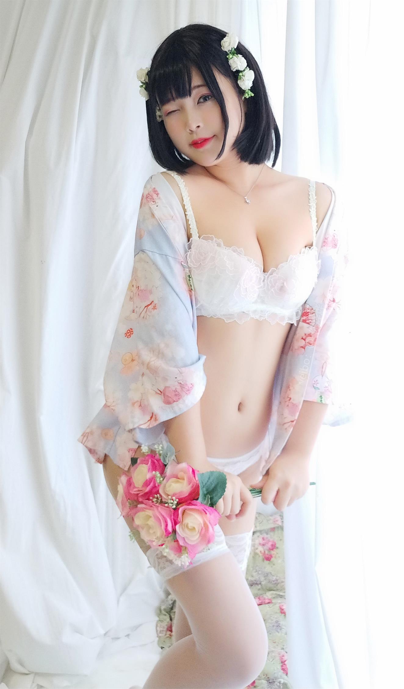 -白烨- 花与酒与少女 [81P6V-365MB]