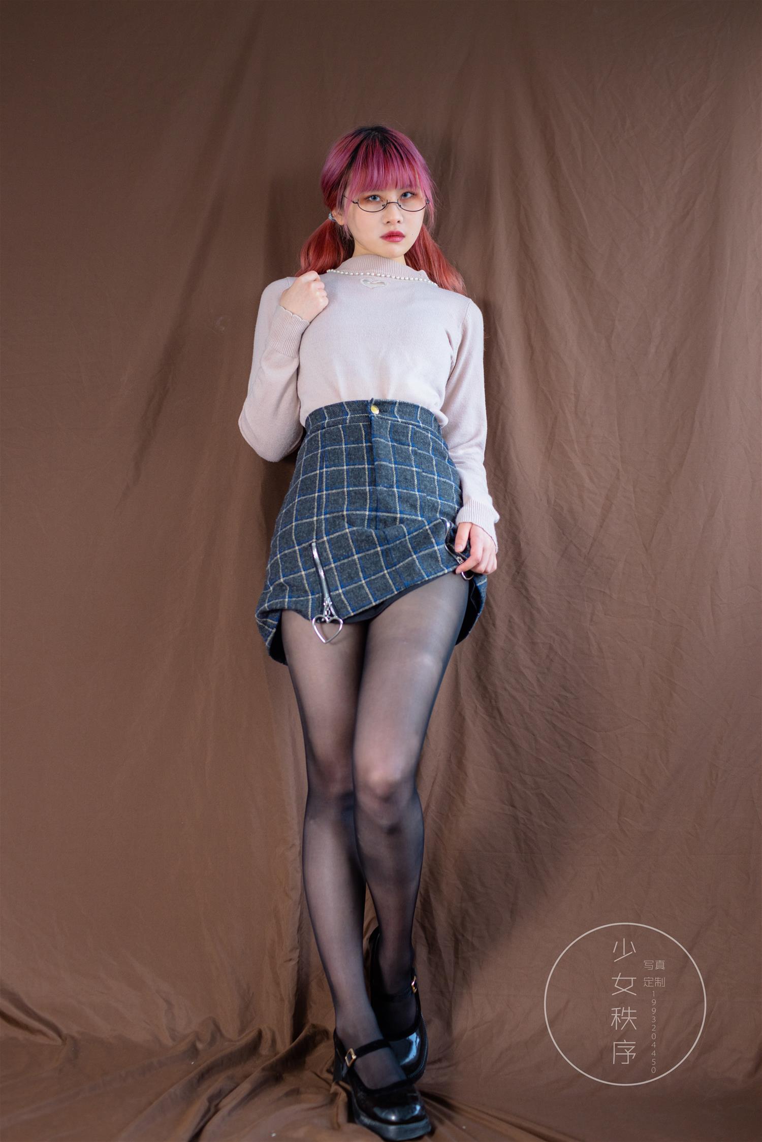 少女秩序 群内福利05 [19P-189MB]