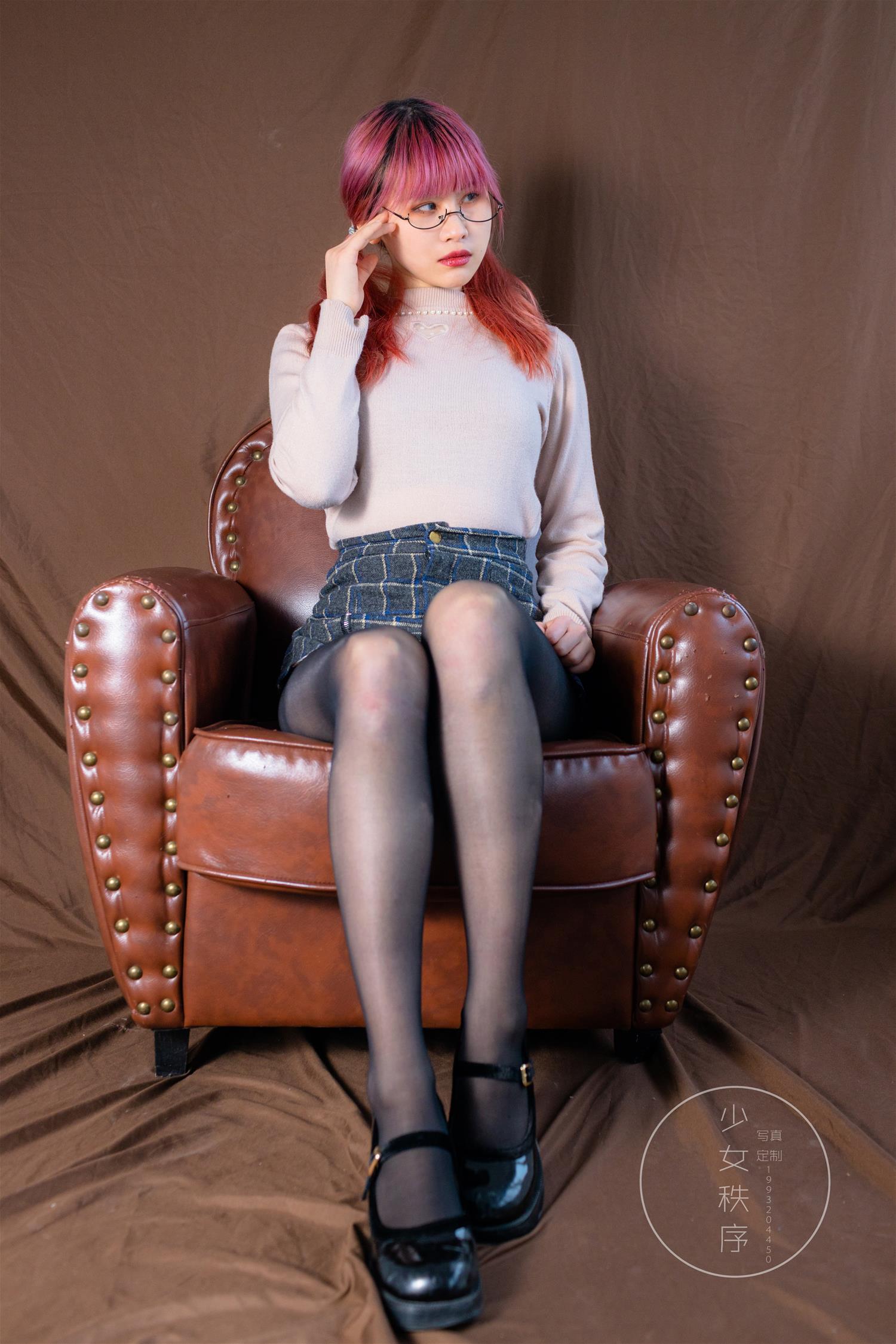 少女秩序 群内福利05 [19P-189MB]