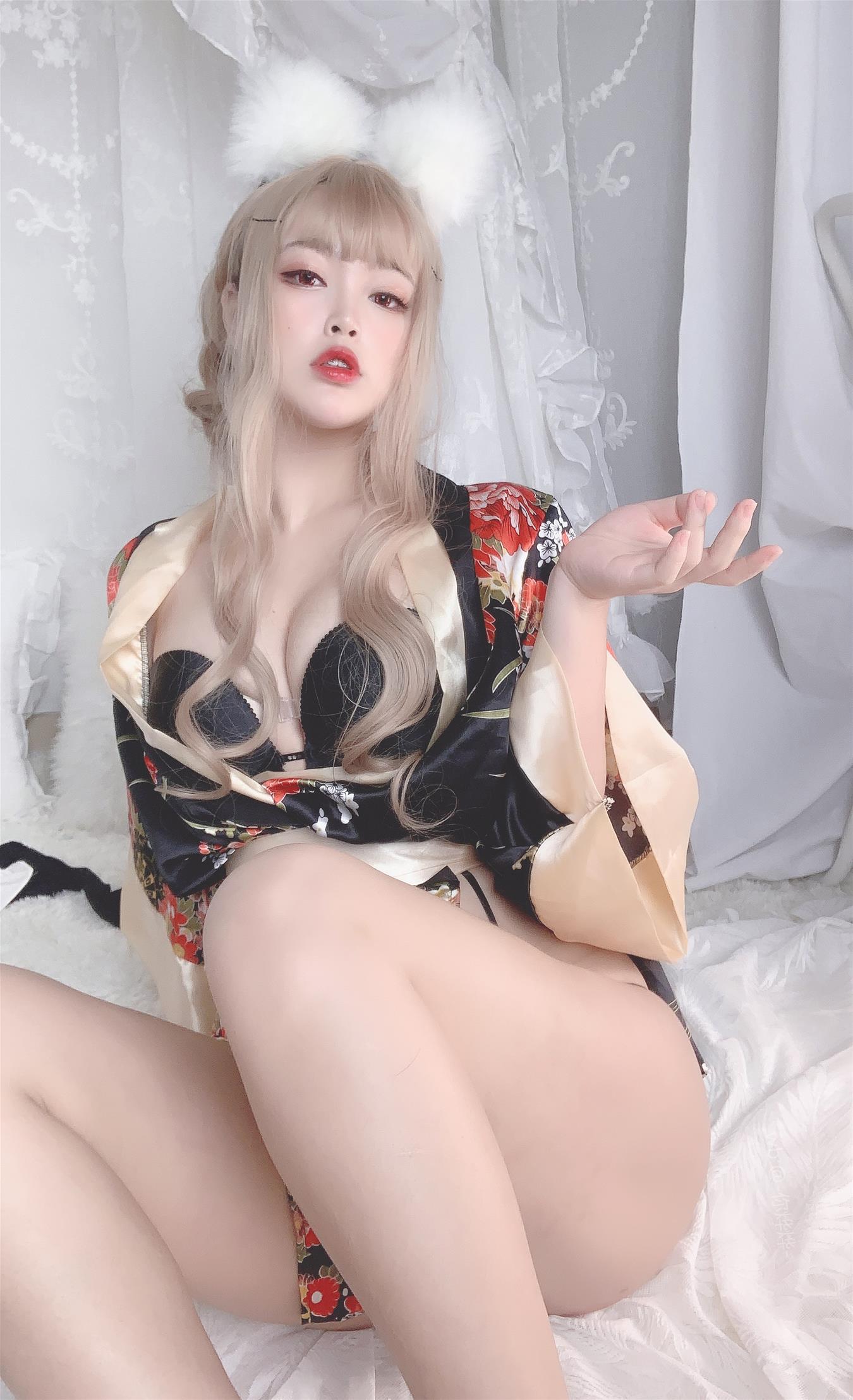 -白烨- 狐仙女友 [53P10V-544MB]