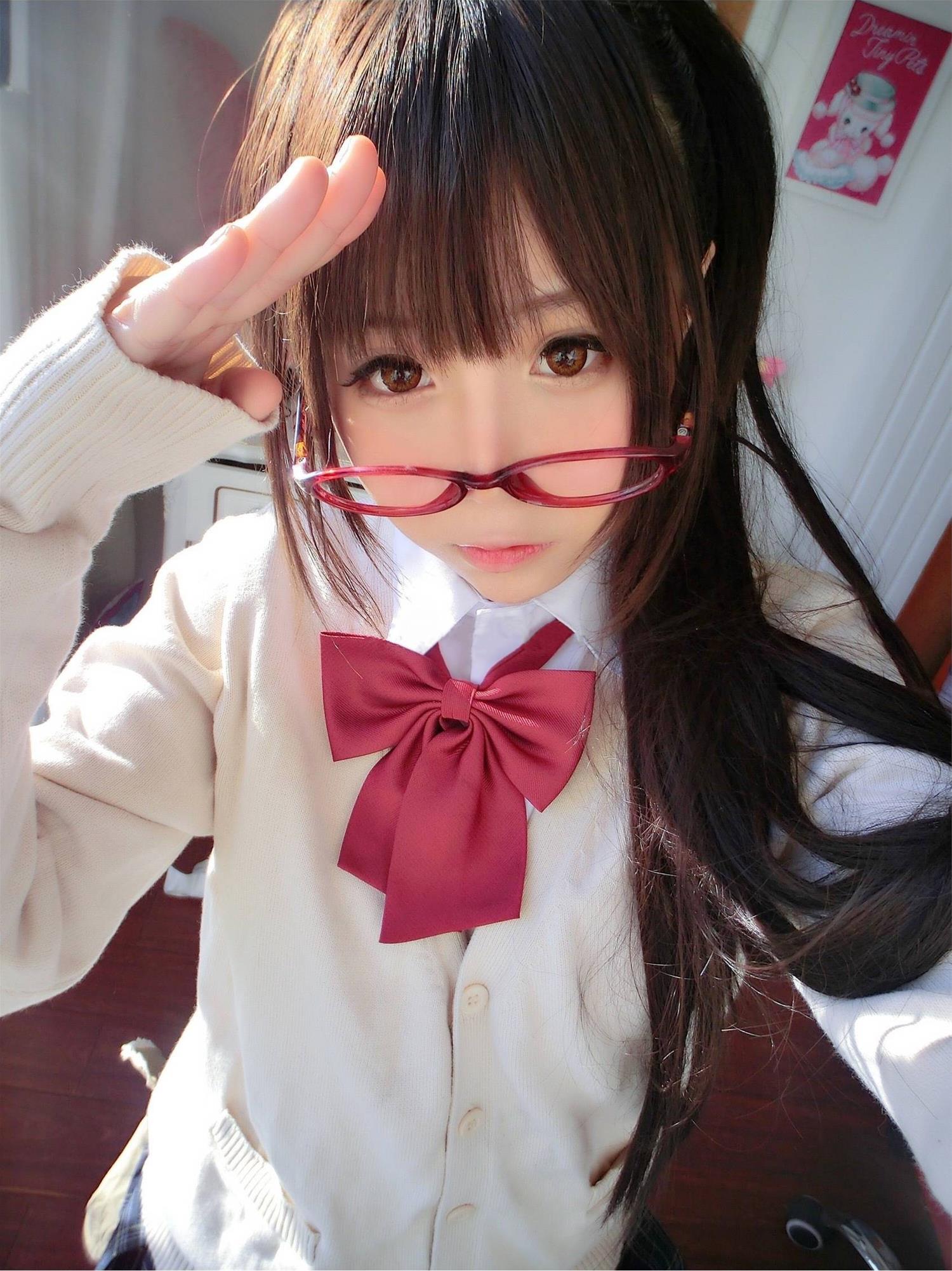 摇摇乐yoyo 2018.08月福利 [117P-103MB]