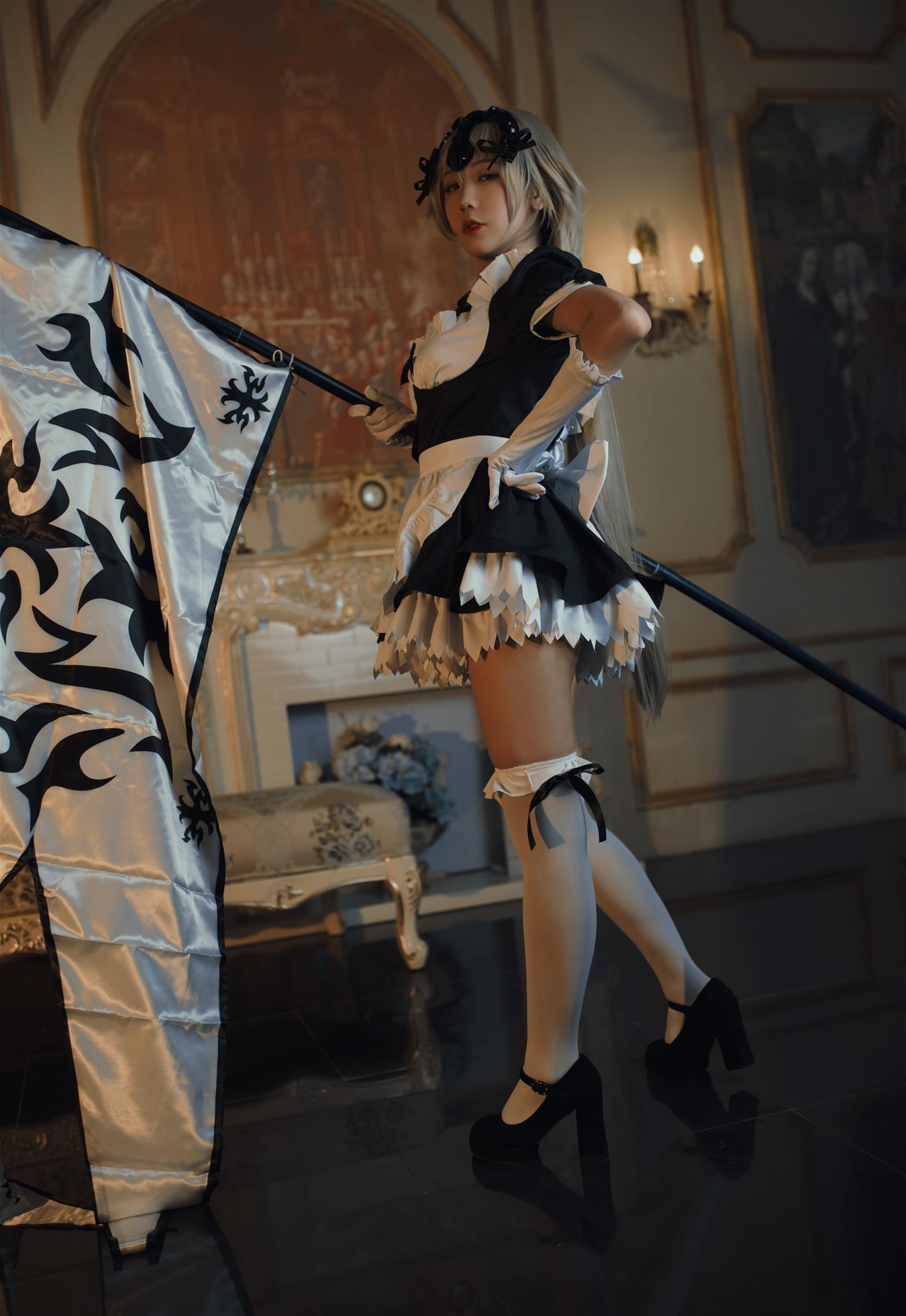 蓝小沂KiKi 黑贞德女仆 [11P-167MB]