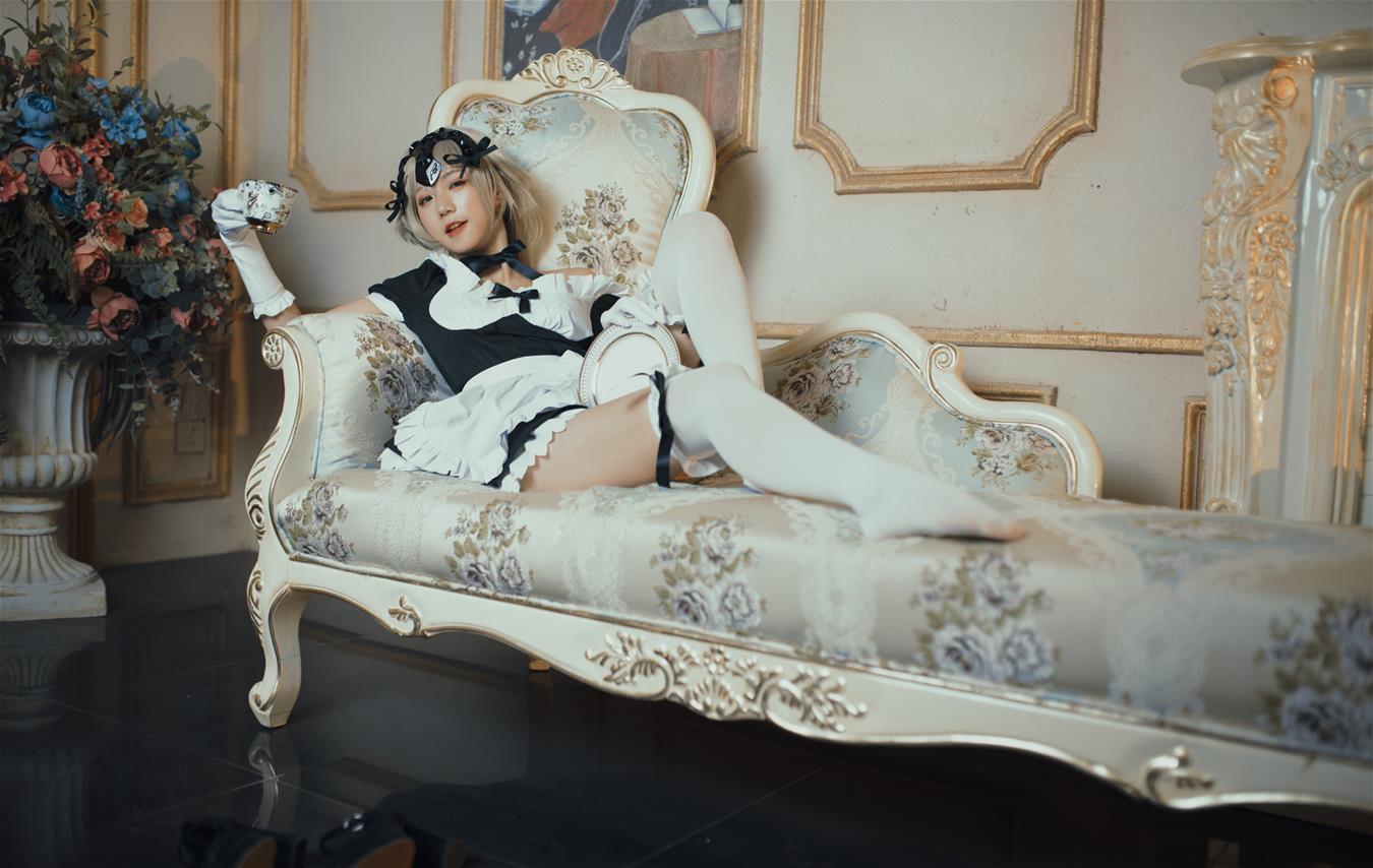 蓝小沂KiKi 黑贞德女仆 [11P-167MB]