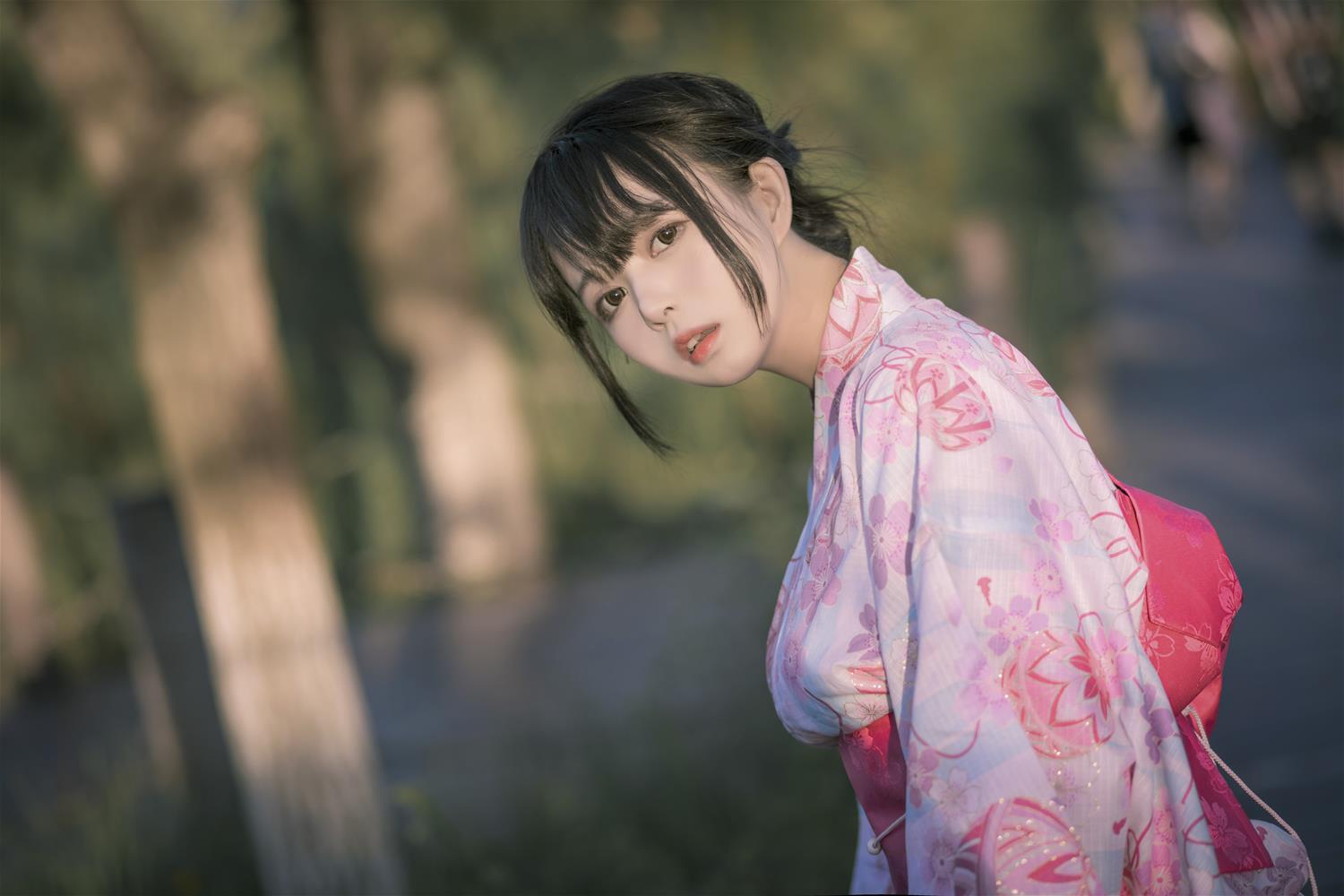 黑猫猫 和服超进化 [14P-163MB]