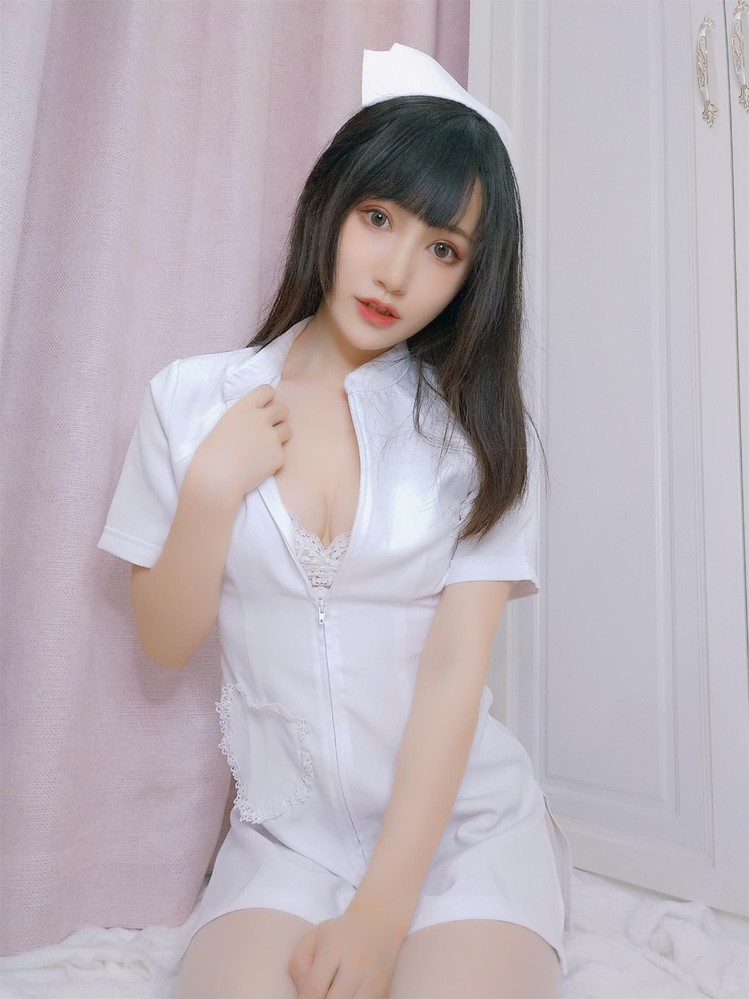 木之本果 真爱粉4月 看护妇 [12P-41MB]