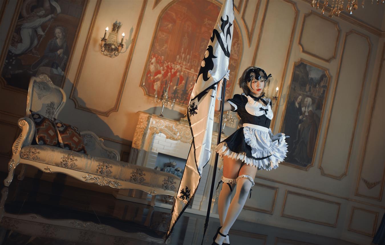 蓝小沂KiKi 黑贞德女仆 [11P-167MB]