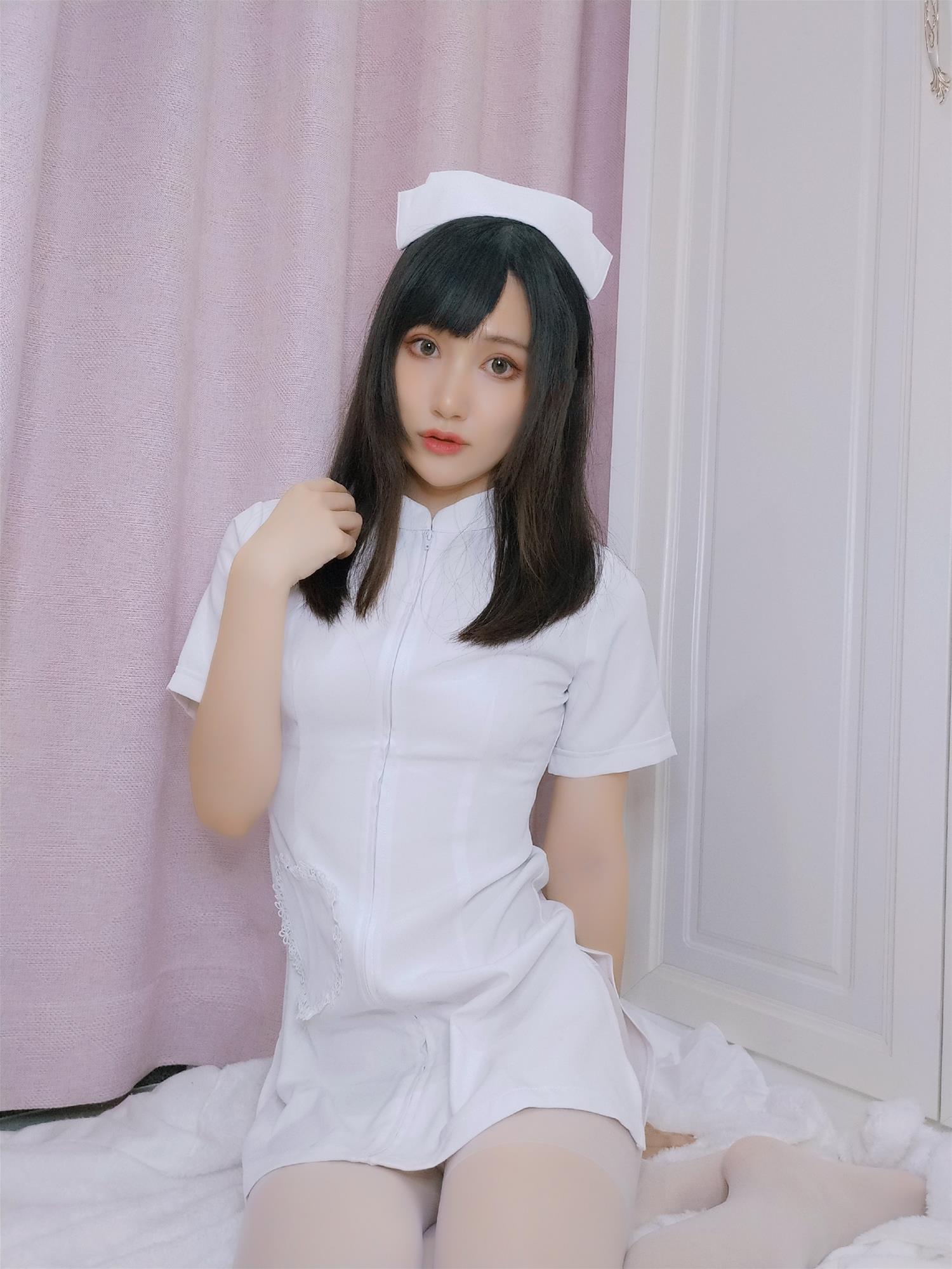 木之本果 真爱粉4月 看护妇 [12P-41MB]