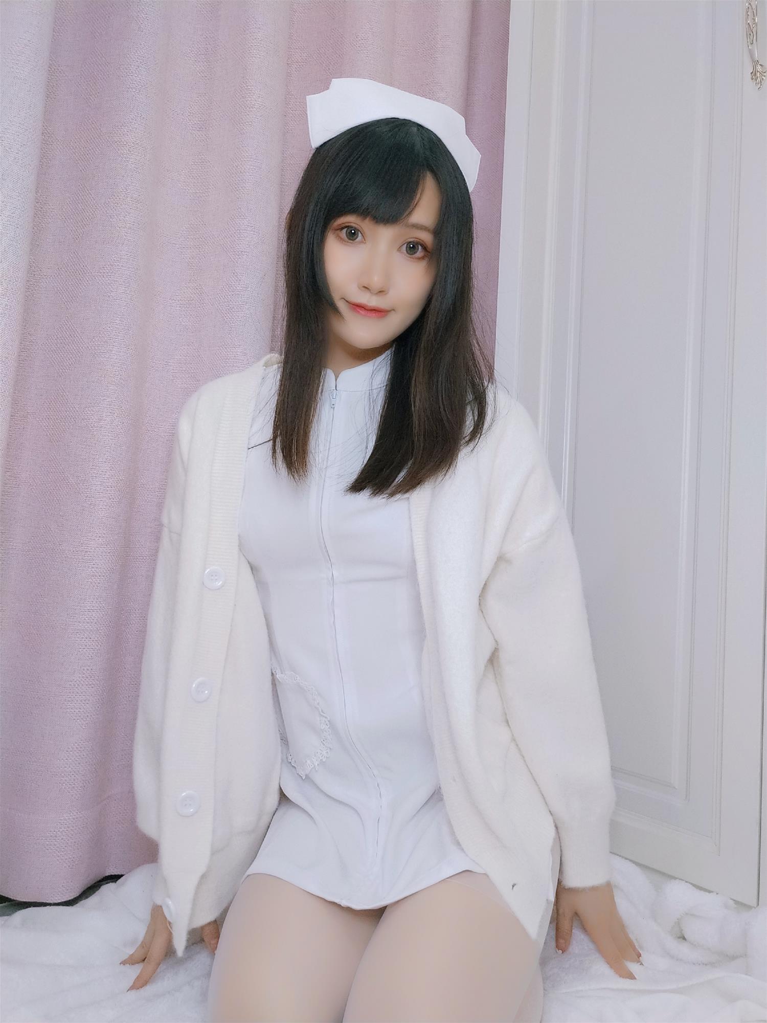 木之本果 真爱粉4月 看护妇 [12P-41MB]