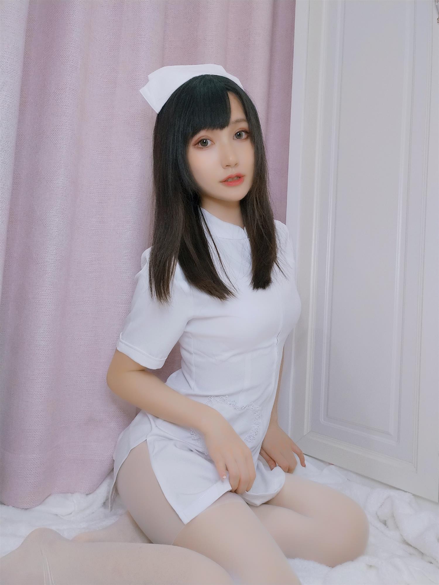 木之本果 真爱粉4月 看护妇 [12P-41MB]