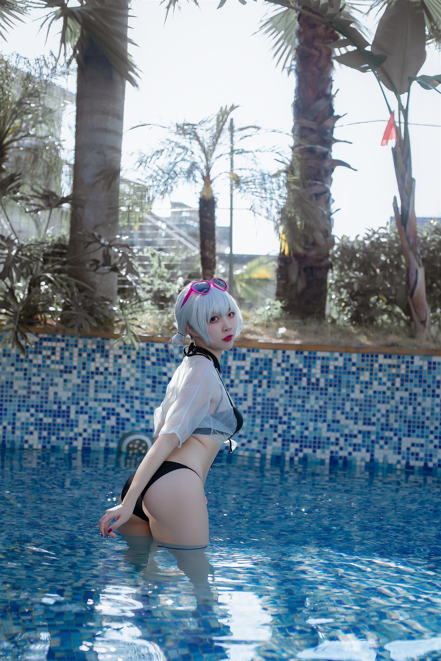 二佐 碧蓝航线 天狼星泳装 [15P-309MB]