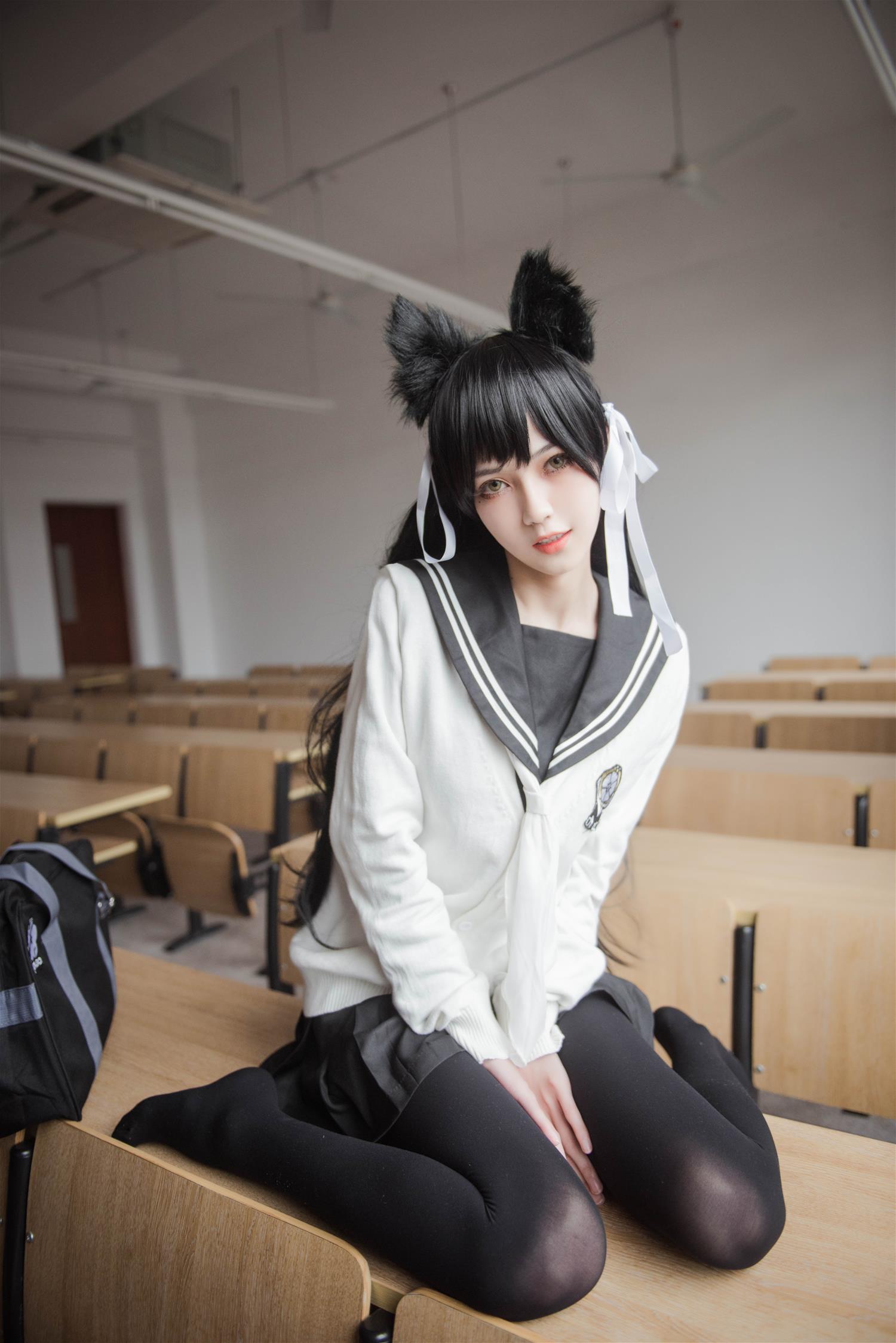 你的负卿 爱宕制服 [11P-94MB]