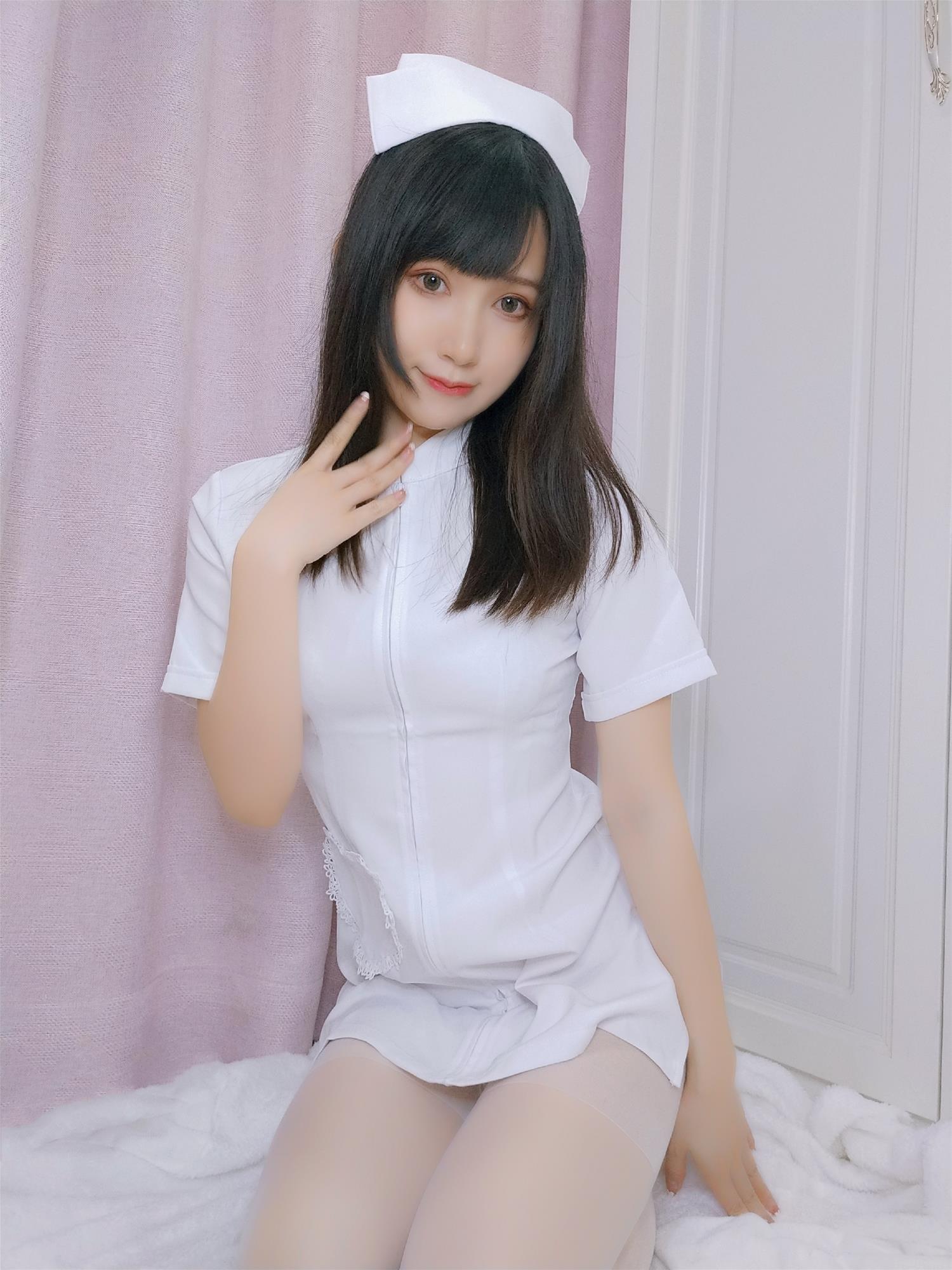 木之本果 真爱粉4月 看护妇 [12P-41MB]