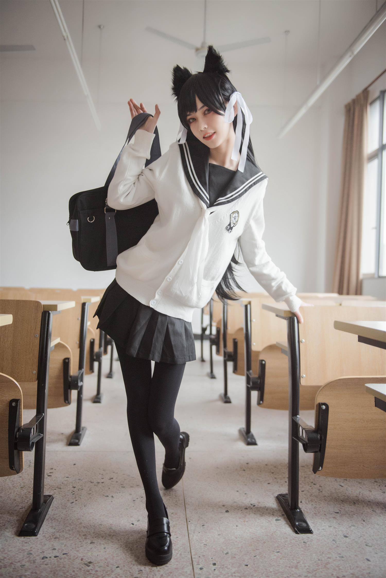 你的负卿 爱宕制服 [11P-94MB]