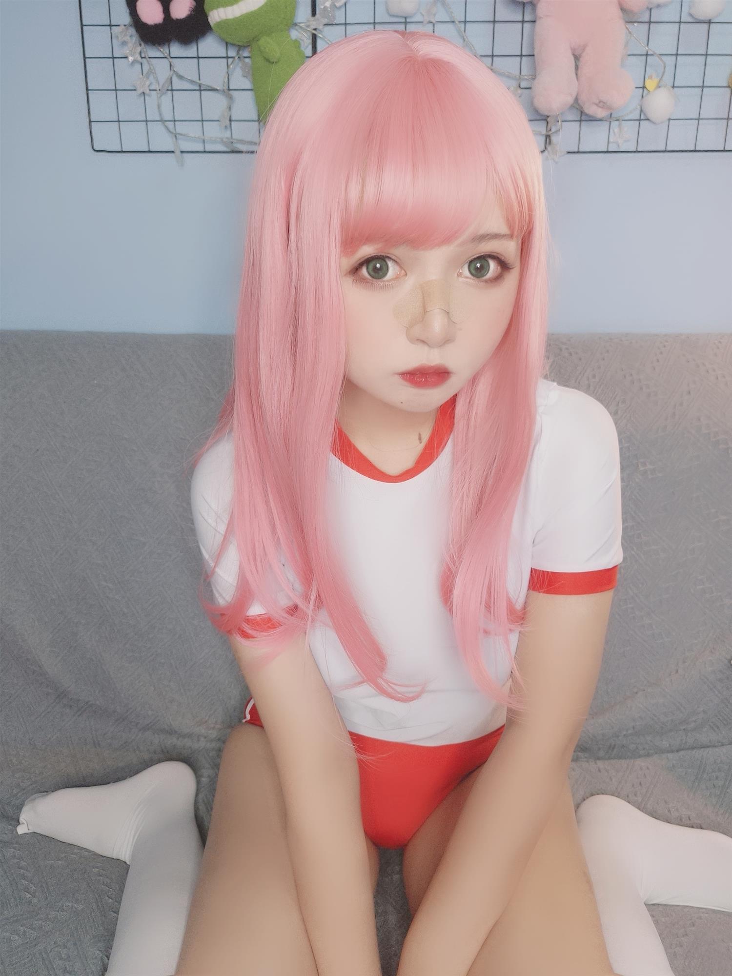 黑猫猫 体操服自拍 [16P-41MB]