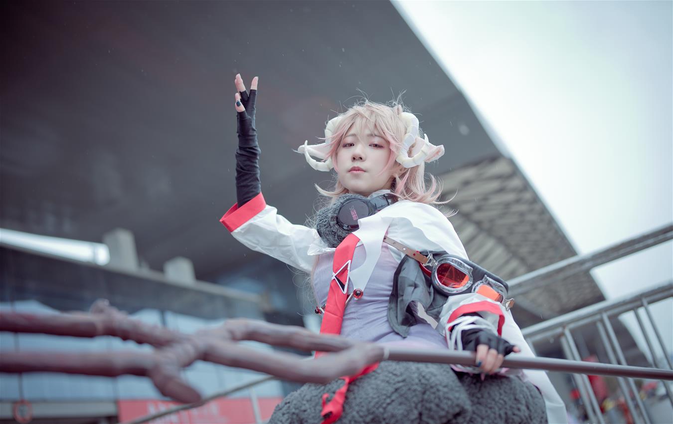 蓝小沂KiKi 愛もてかれるは恋無きなり [16P-182MB]