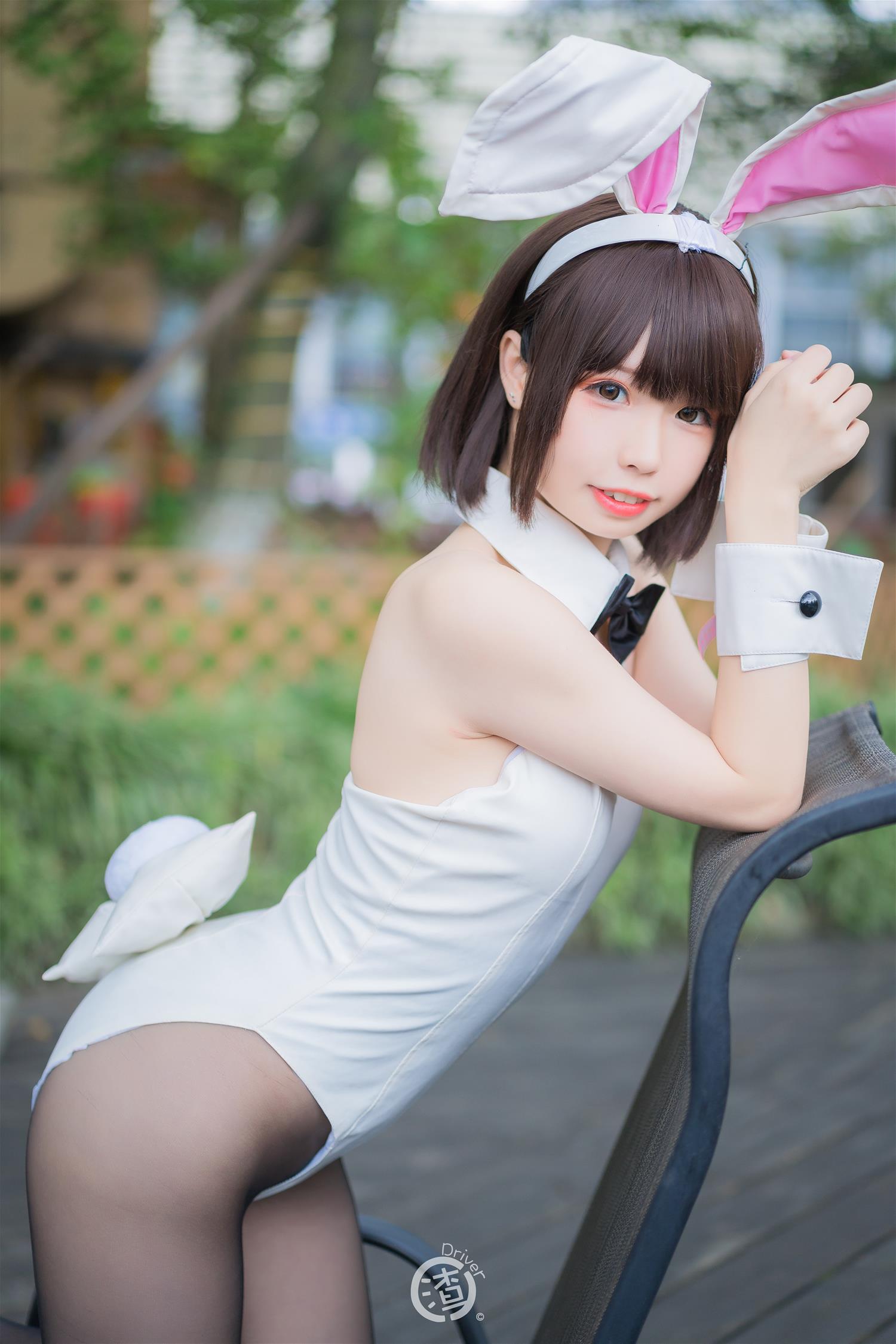 十万珍吱伏特 兔女郎 [11P-91MB]