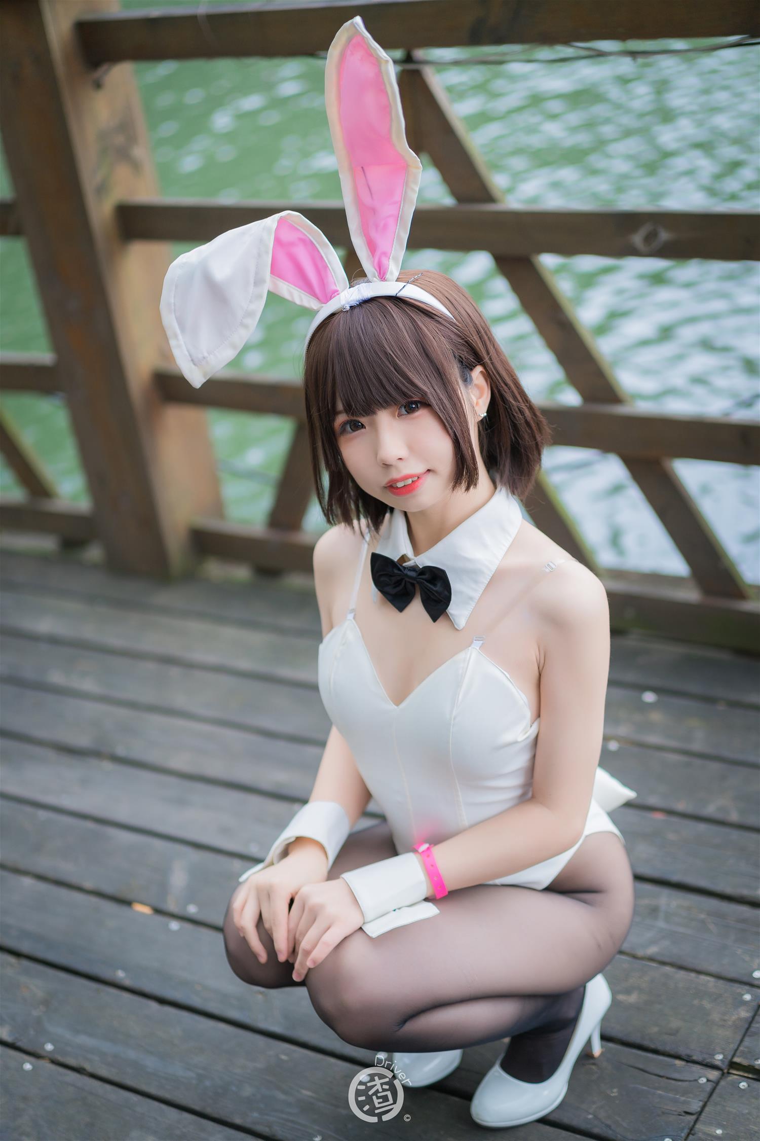 十万珍吱伏特 兔女郎 [11P-91MB]