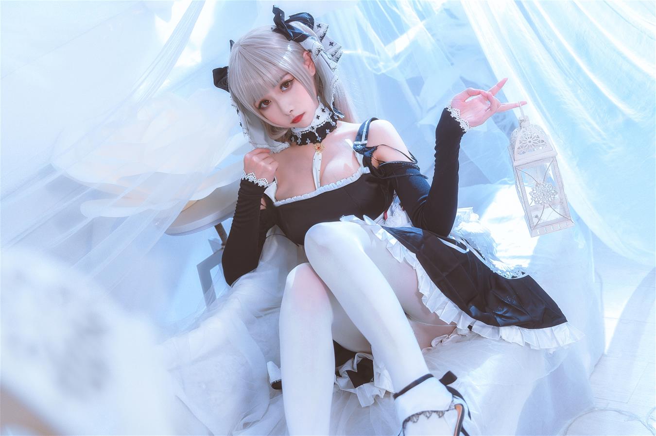 Momoko葵葵 可畏 [9P-122MB]