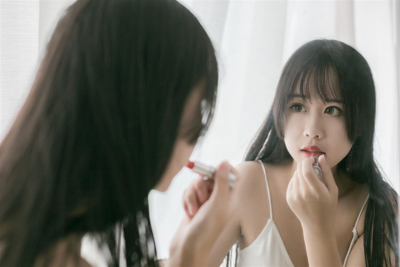 萌芽儿o0 民宿 [20P-90MB]