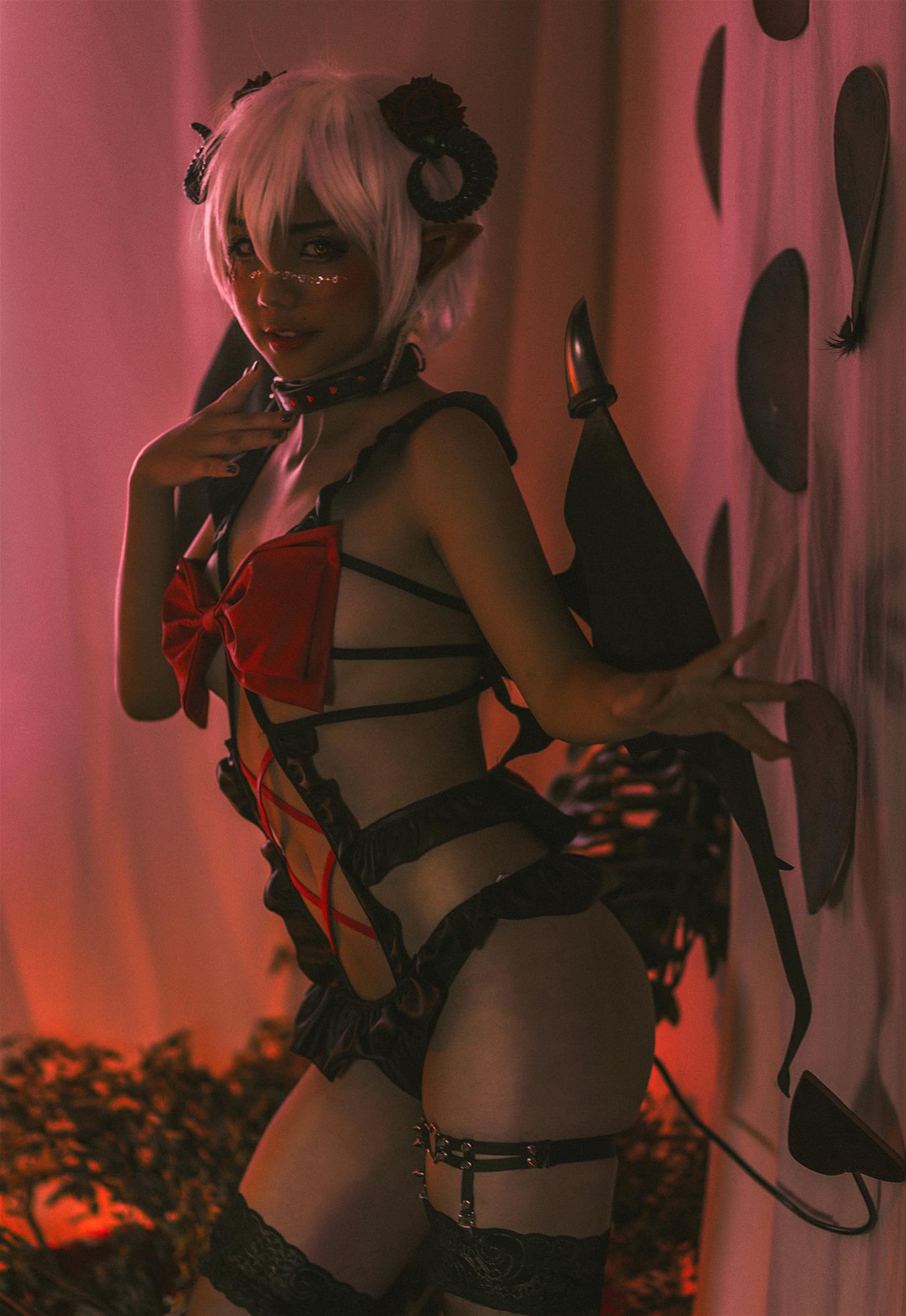 蓝小沂KiKi 小恶魔与艾什cos [9P-127MB]