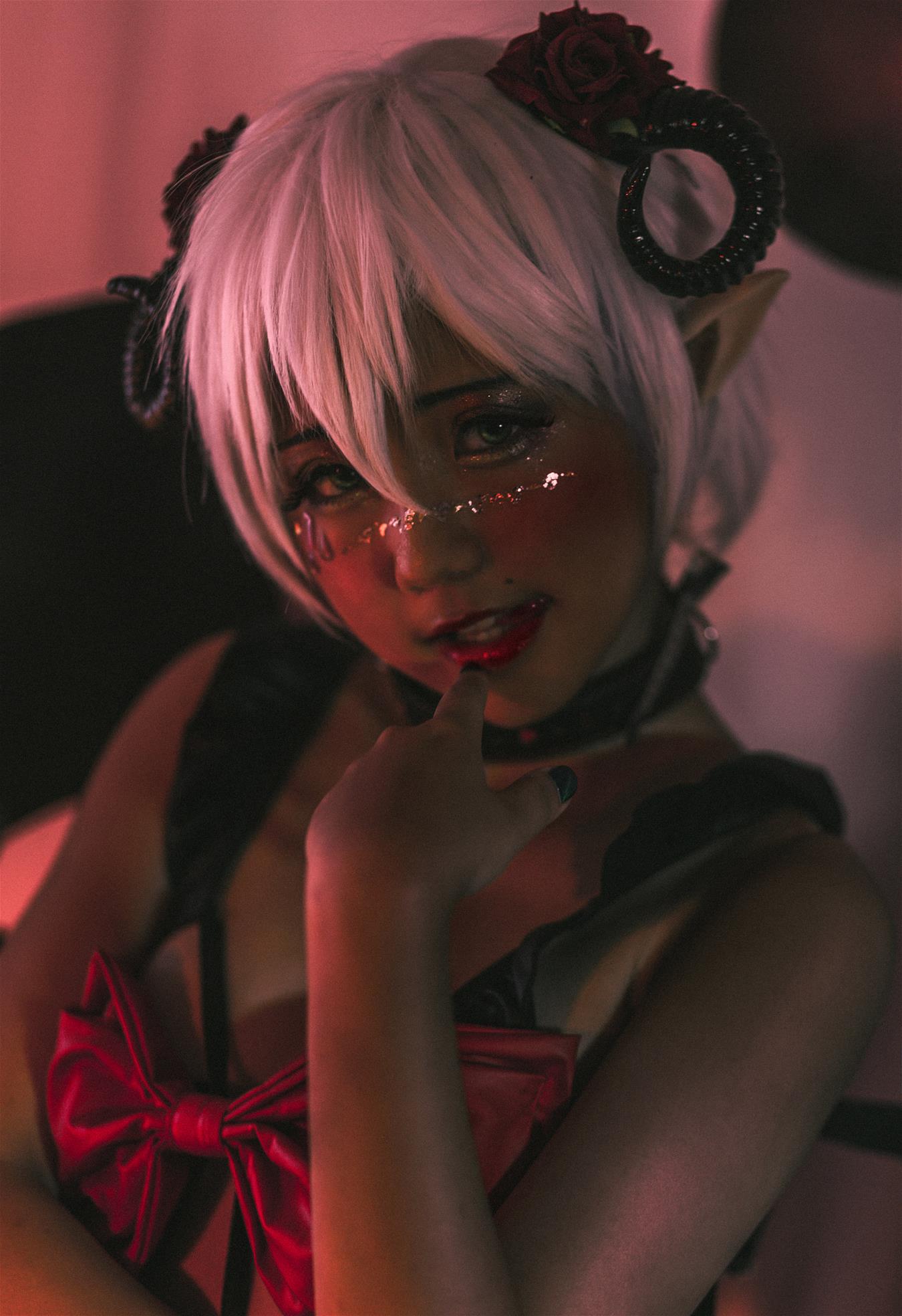 蓝小沂KiKi 小恶魔与艾什cos [9P-127MB]