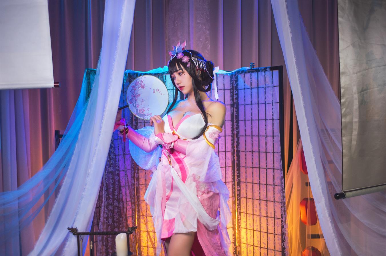 洛丽塔大哥 甄姬 [11P-51MB]