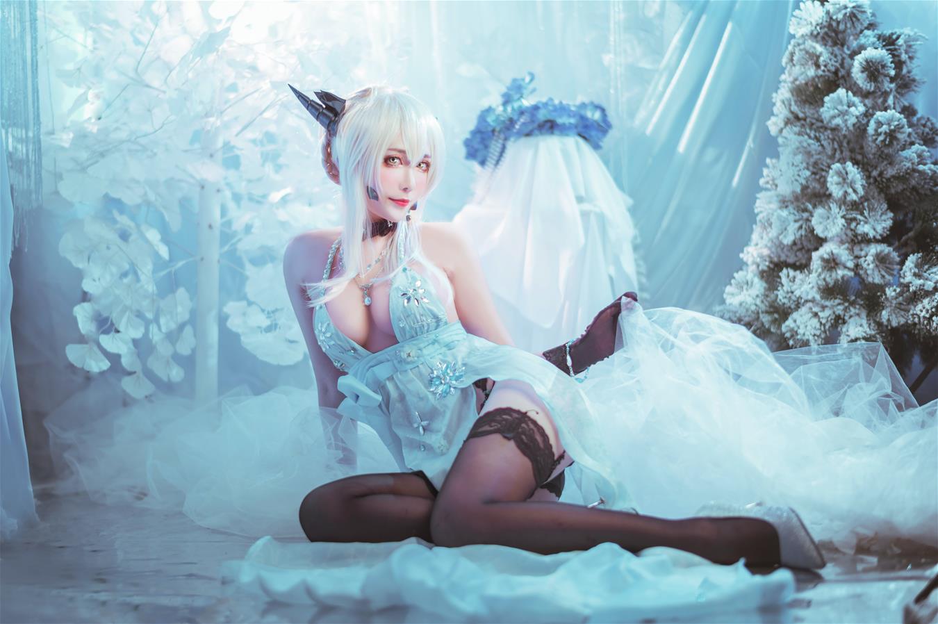 Sakiiii翎柒 黑枪呆 [12P-71MB]