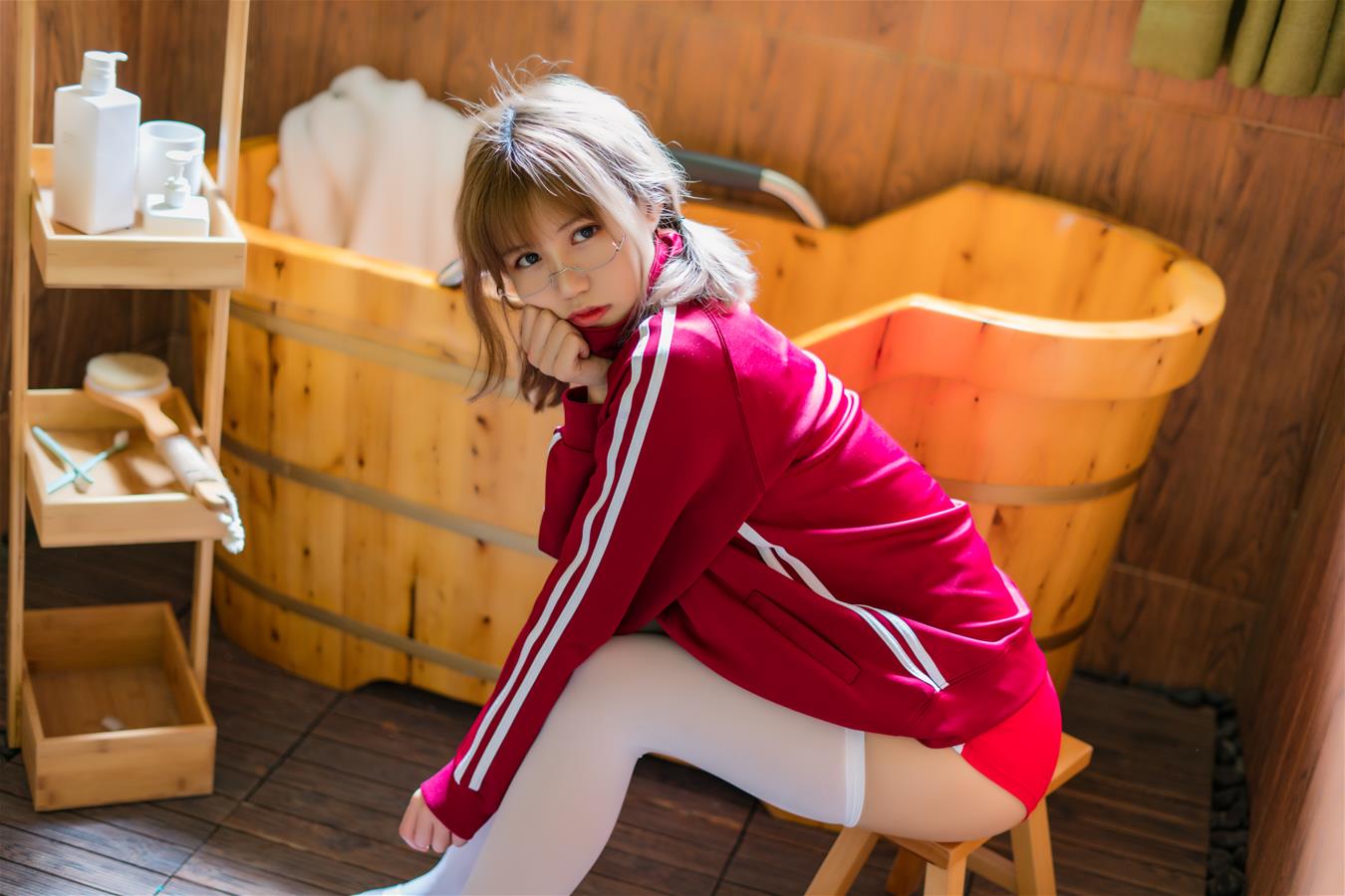 小仓千代w 红色体操服 [48P-672MB]