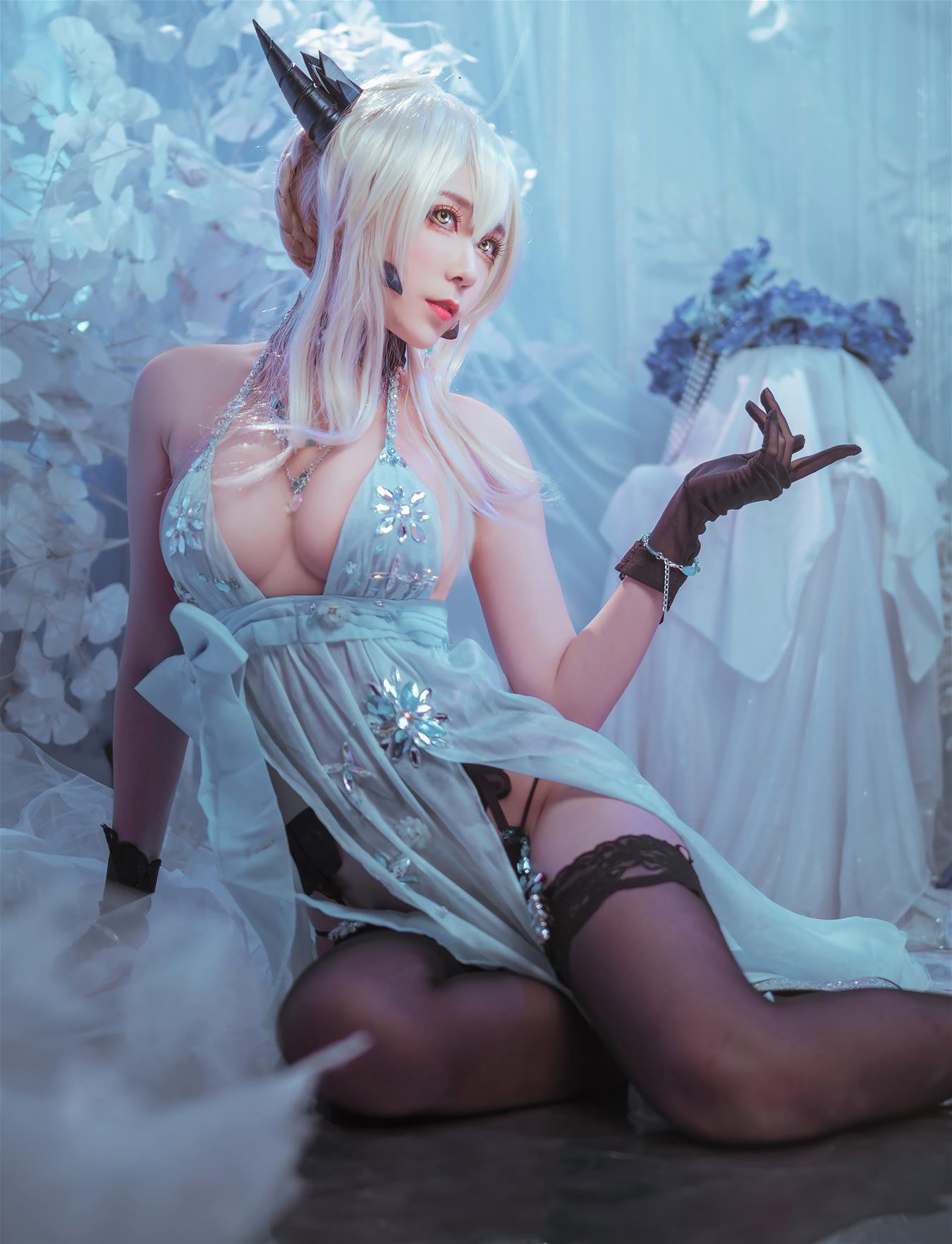 Sakiiii翎柒 黑枪呆 [12P-71MB]