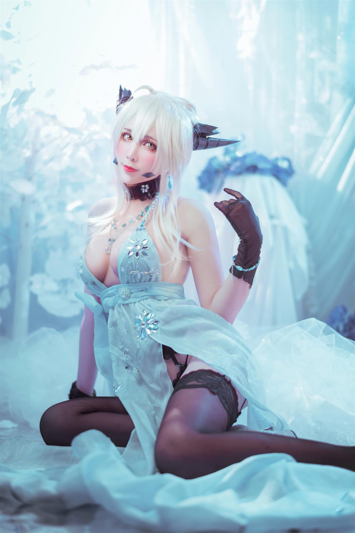 Sakiiii翎柒 黑枪呆 [12P-71MB]