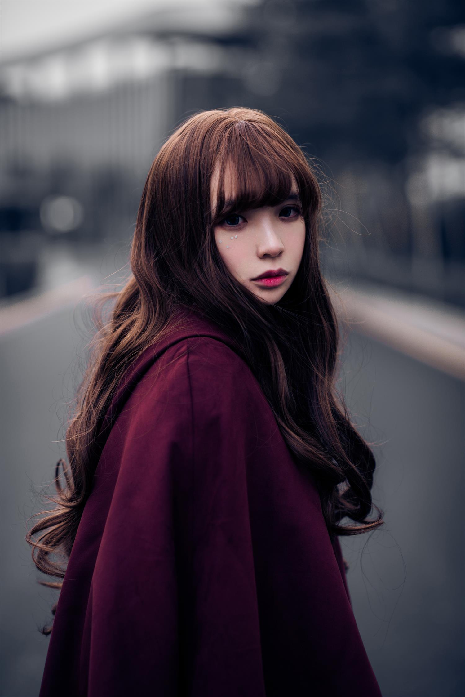 疯猫ss 红色披风 [12P-51MB]