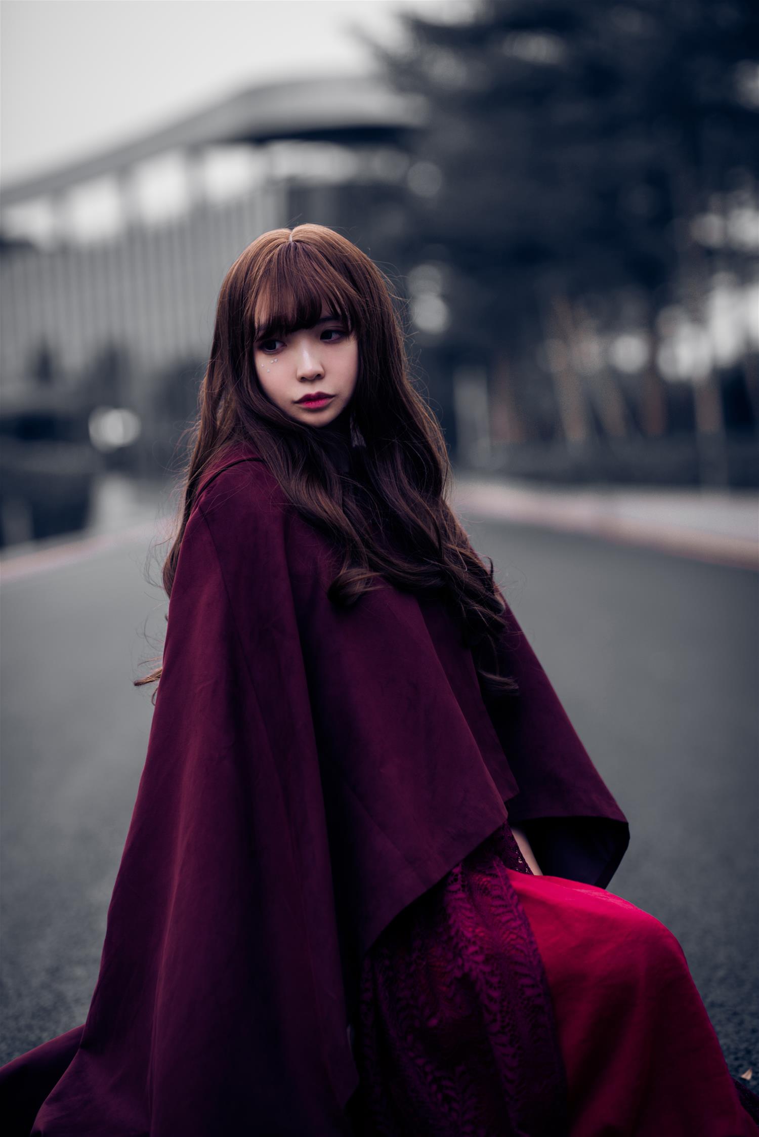 疯猫ss 红色披风 [12P-51MB]